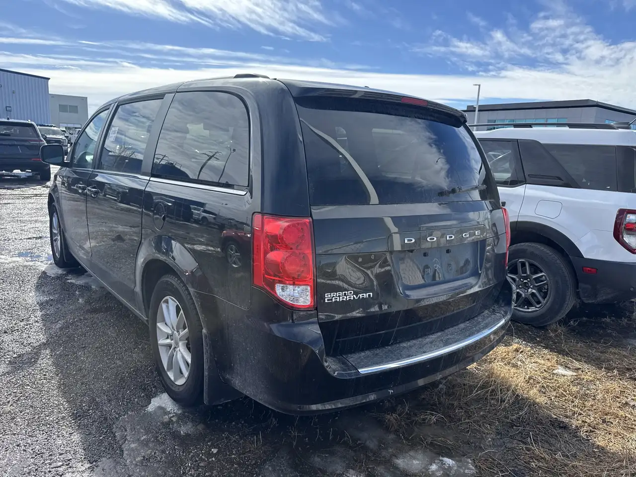 Dodge Grand Caravan снимка Dodge Grand Caravan