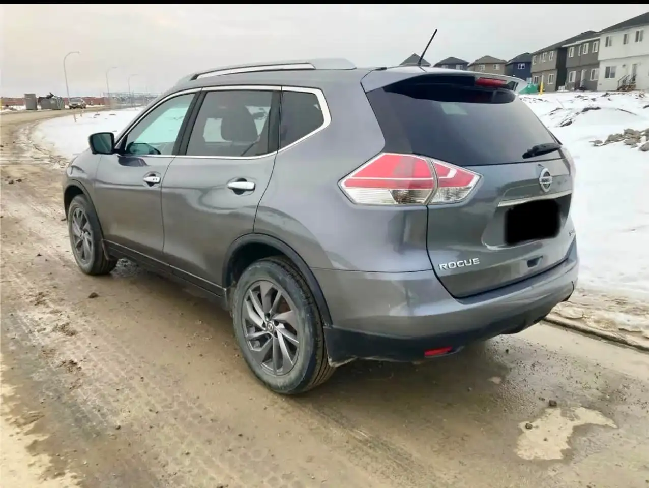 Nissan Rogue снимка Nissan Rogue