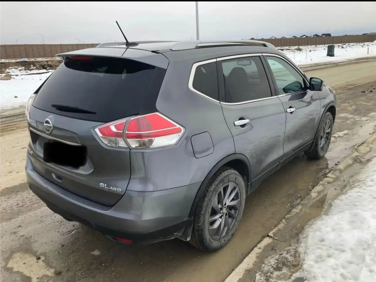Nissan Rogue снимка Nissan Rogue