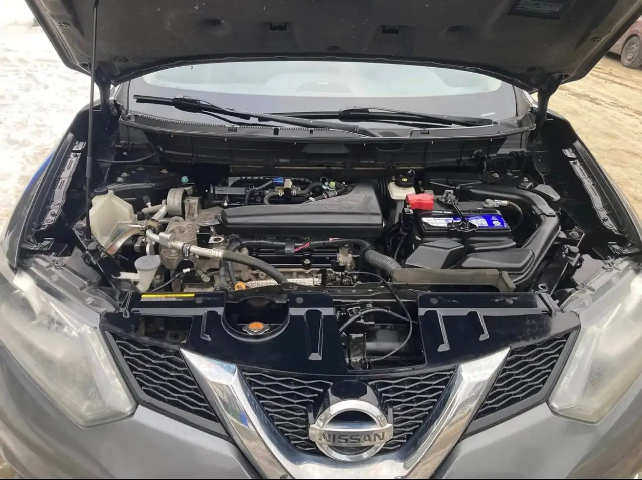 Nissan Rogue снимка Nissan Rogue