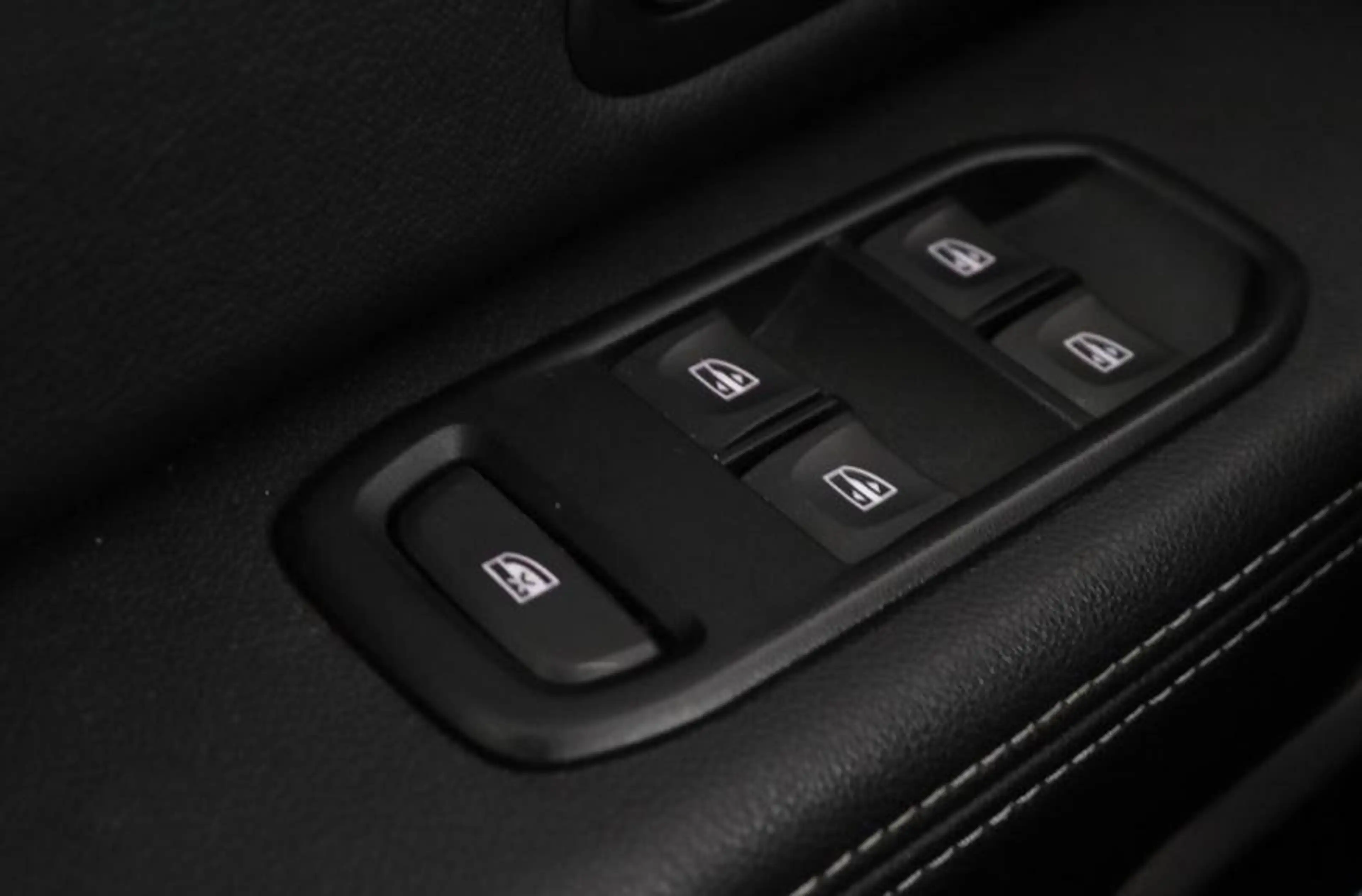 Dacia Duster 1.0 TCe Bi-Fuel Prestige | Benzine & LPG | Trekhaa — photo 24