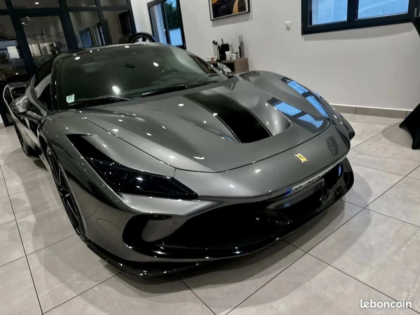 Ferrari F8 Tributo COUPE 3.9 V8 Bi-TURBO DCT 720 CH PACK COMPLET CARB Szürke - 2