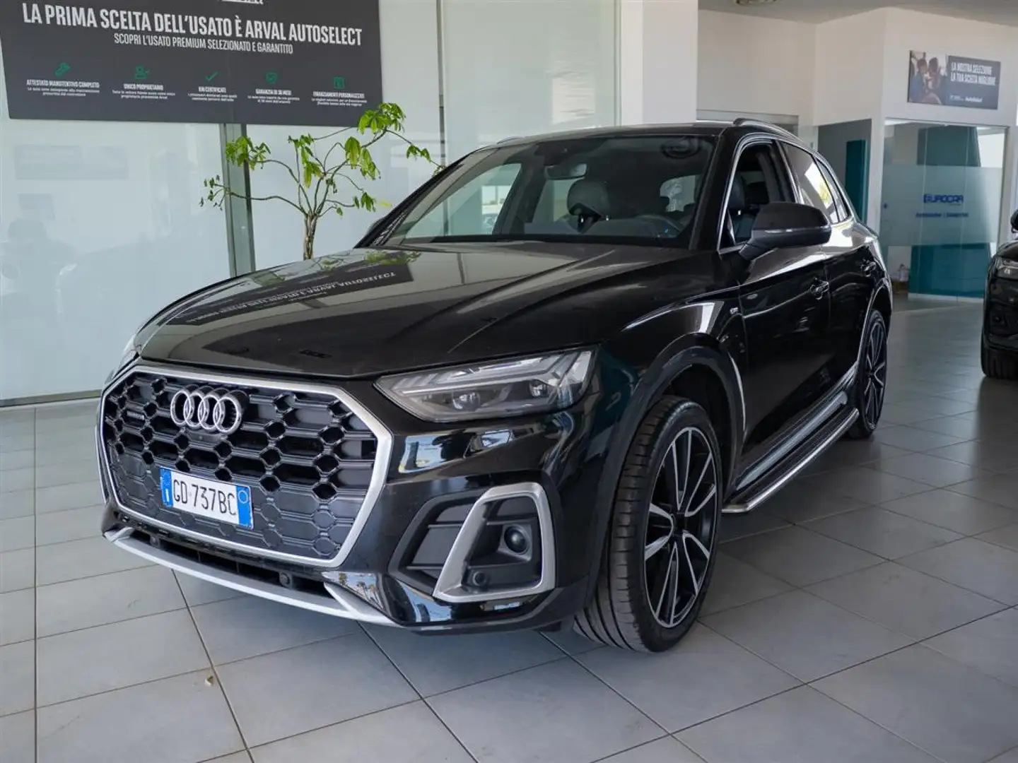 Audi Q5 40 TDI quattro S line S-Tronic 36 mesi di garanzia Nero - 1