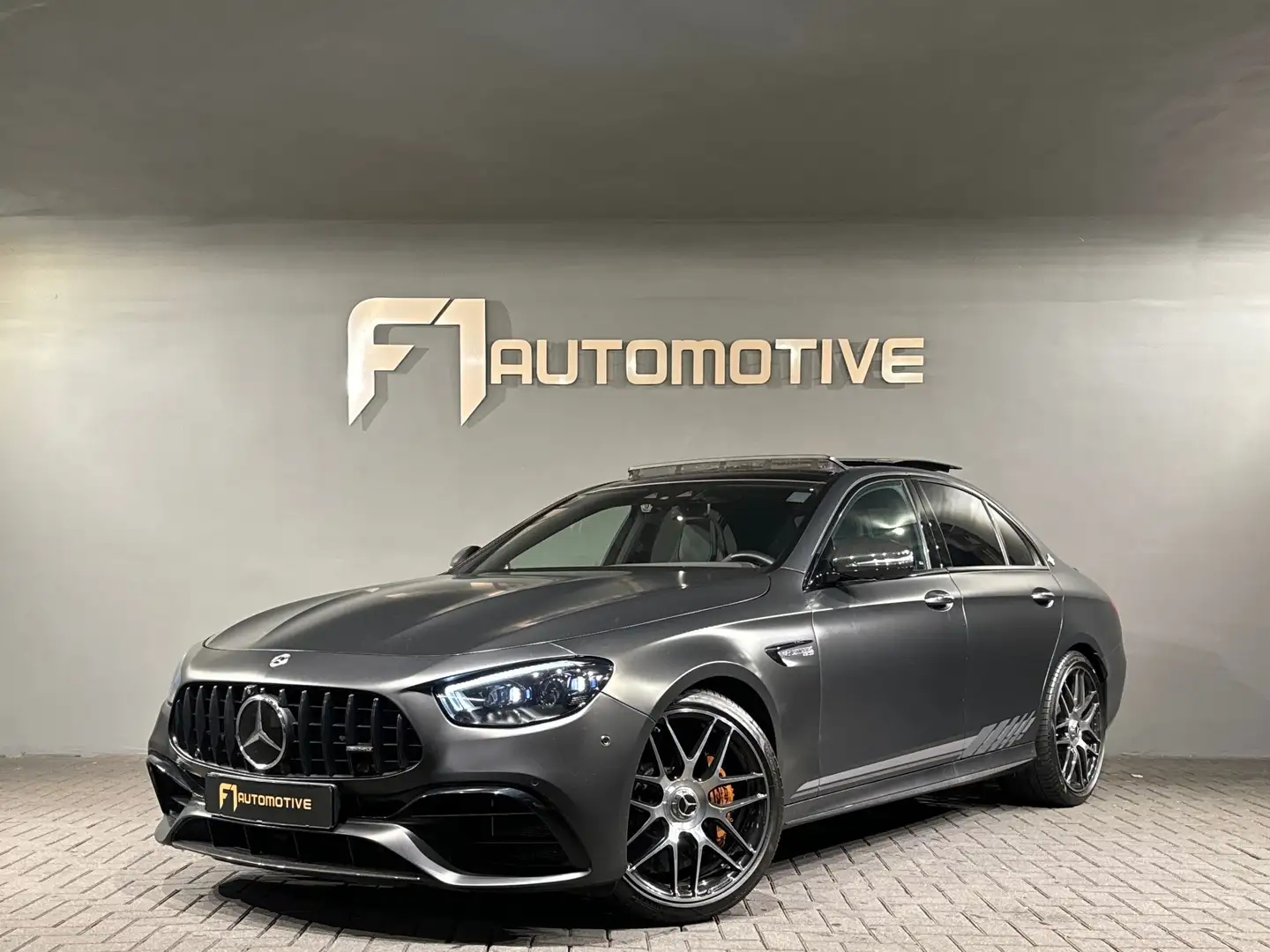 Mercedes-Benz E 63 AMG S 4M+ Final Edition Keramisch Gris - 1