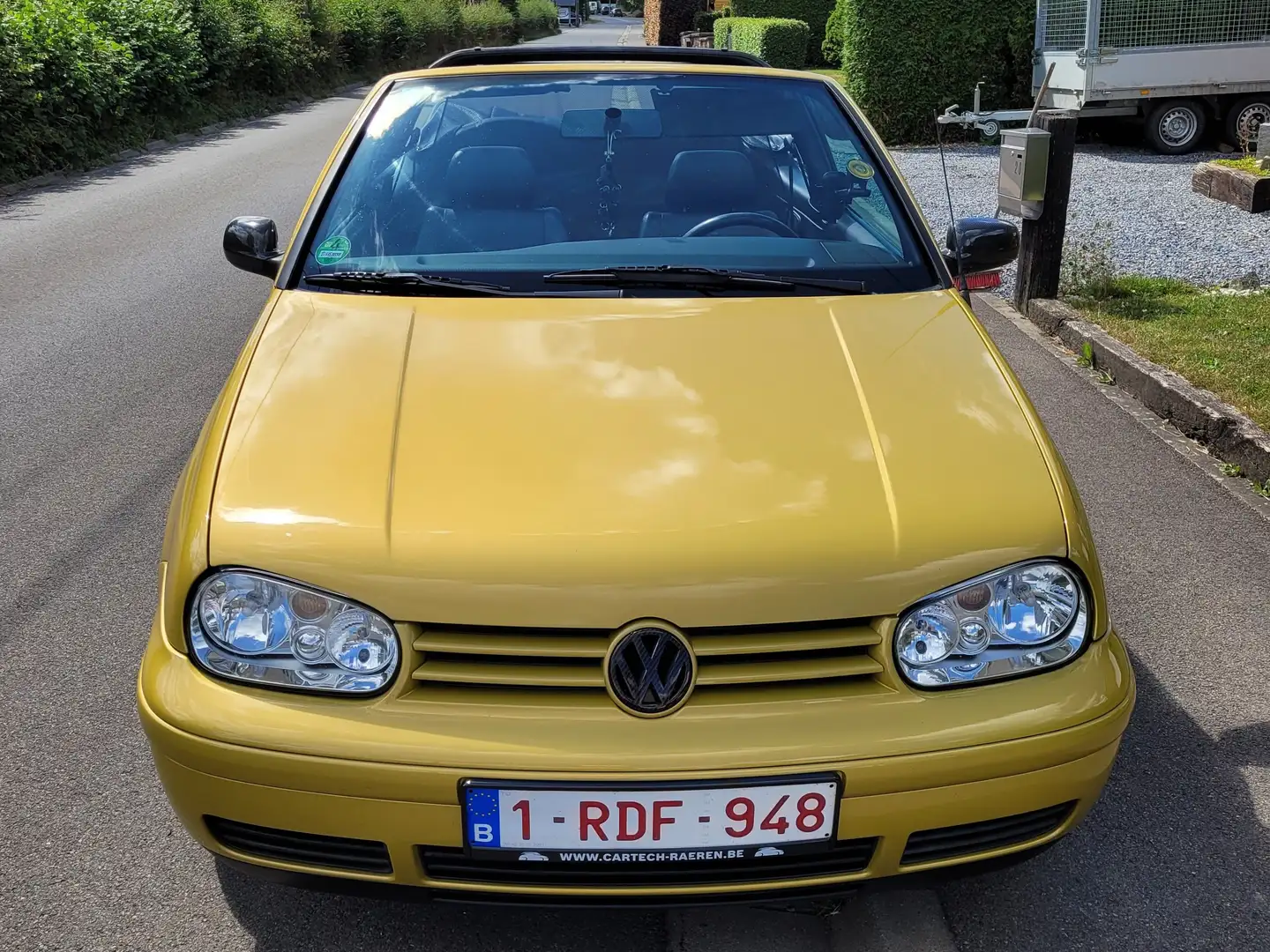 Volkswagen Golf Cabriolet Golf Cabrio 1.6 Жовтий - 1
