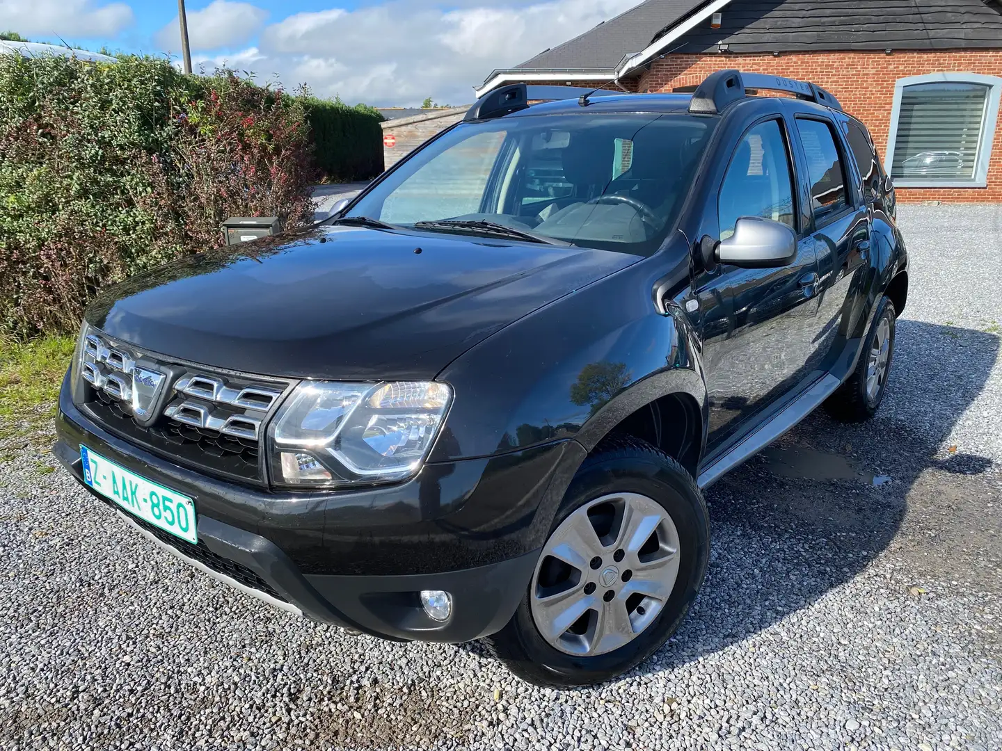 Dacia Duster Duster 1.2 TCe 4x2 euro6b New chaîne Zwart - 1