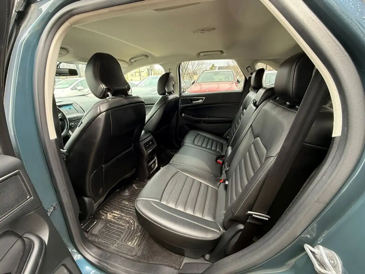Ford Edge снимка Ford Edge