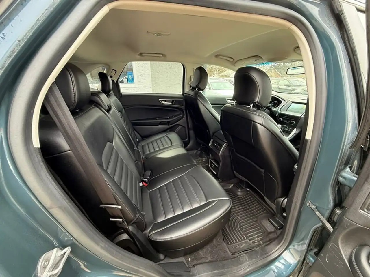 Ford Edge снимка Ford Edge
