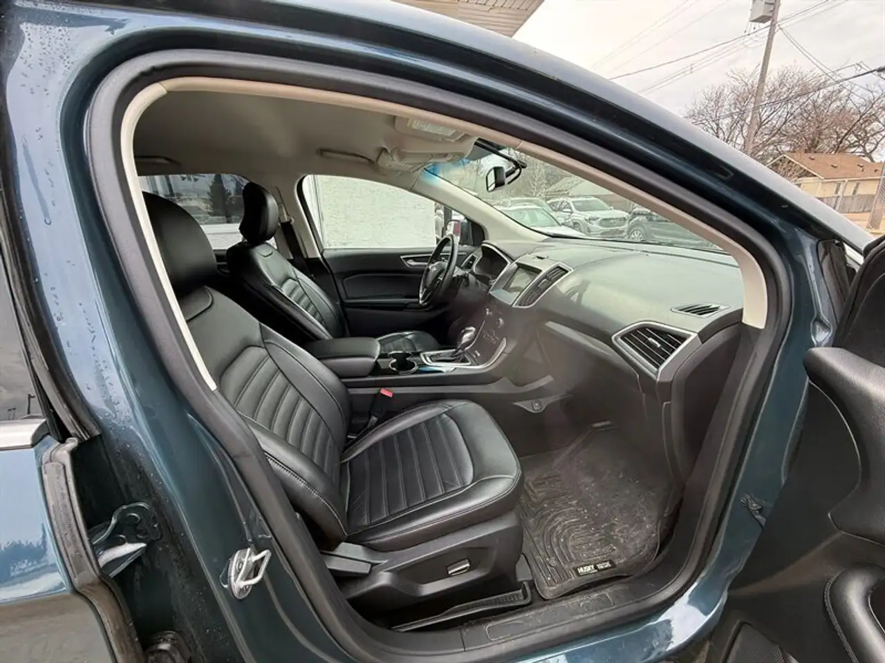 Ford Edge снимка Ford Edge