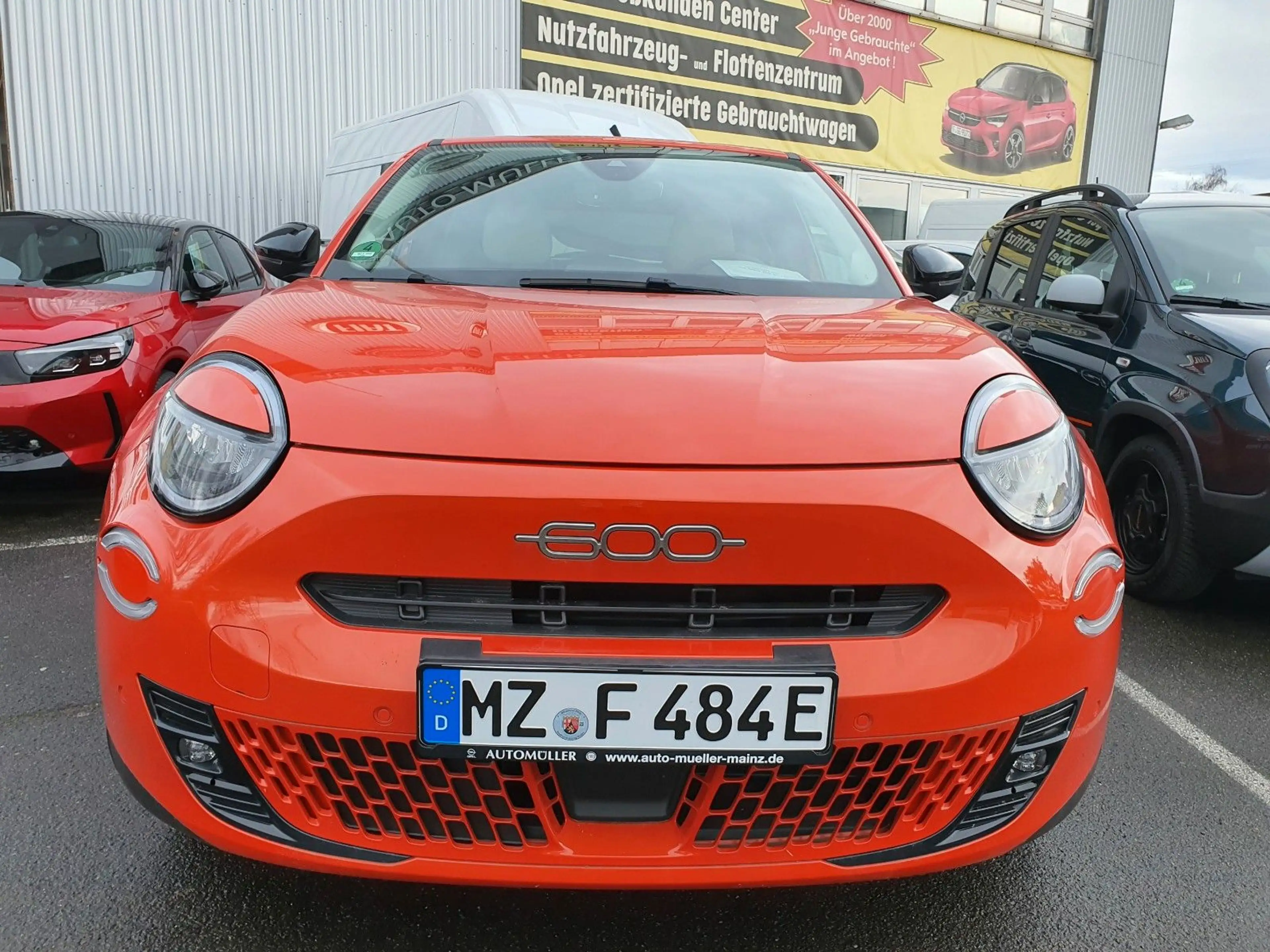 Fiat 600e "La Prima" - LED, Navi, 18" Alu, etc. — photo 6