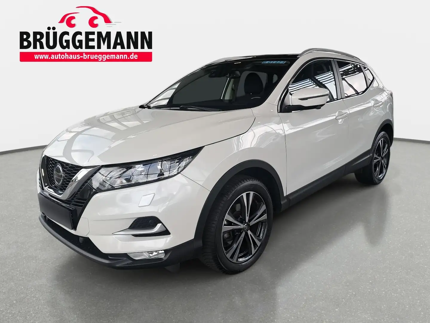 Nissan Qashqai QASHQAI 1.3 DIG-T N-CONNECTA PANORAMA RELING FRONT Weiß - 1