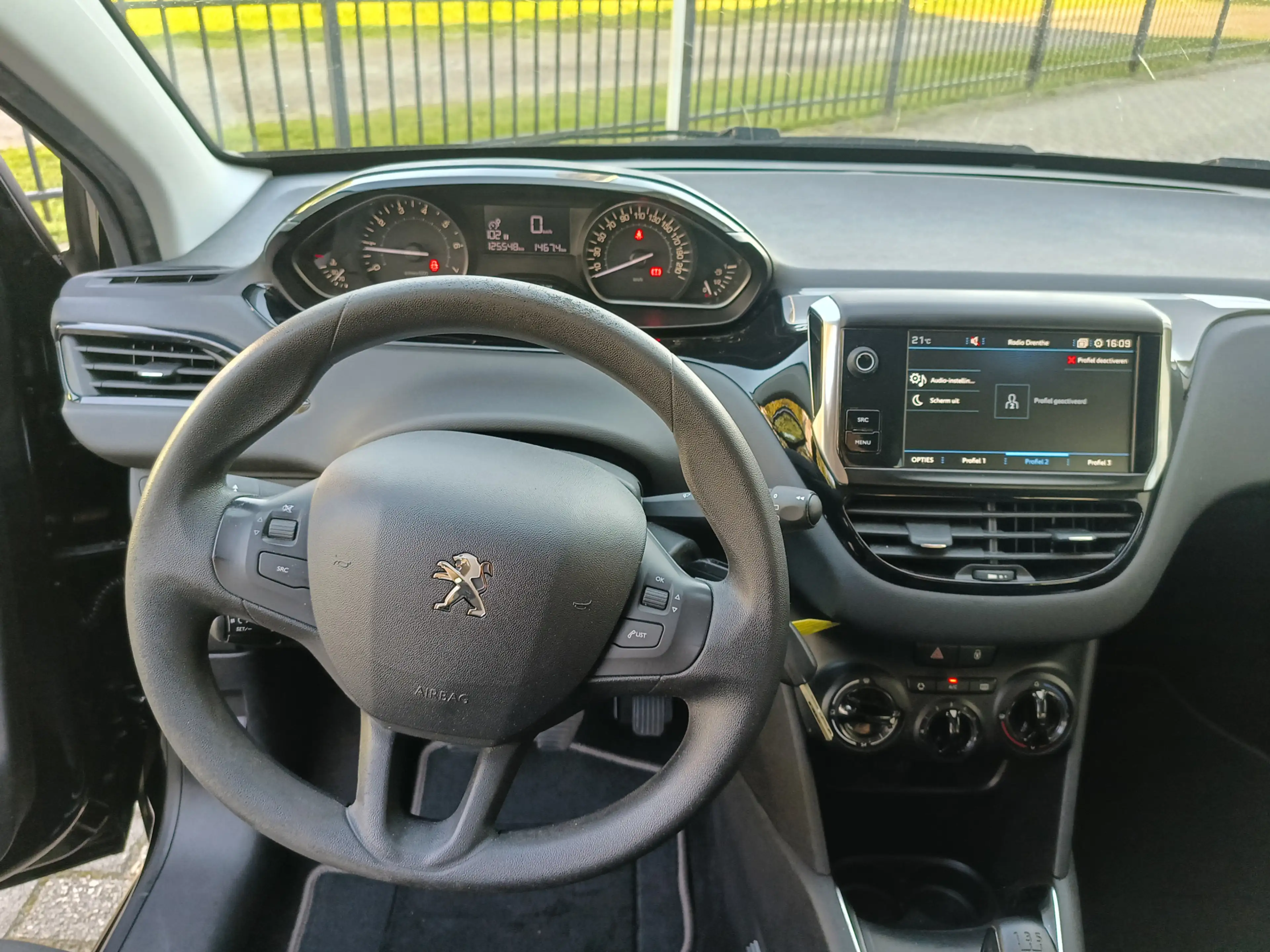 Peugeot 208 1.2 PureTech Blue Lion | Airco | NAP | Centrale De — photo 7