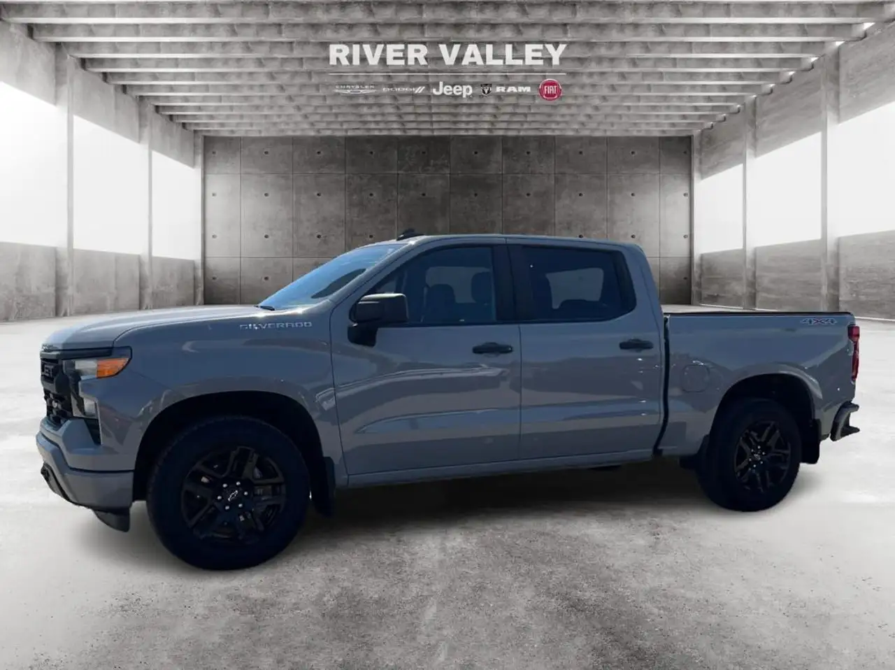 Chevrolet Silverado 1500 снимка Chevrolet Silverado 1500