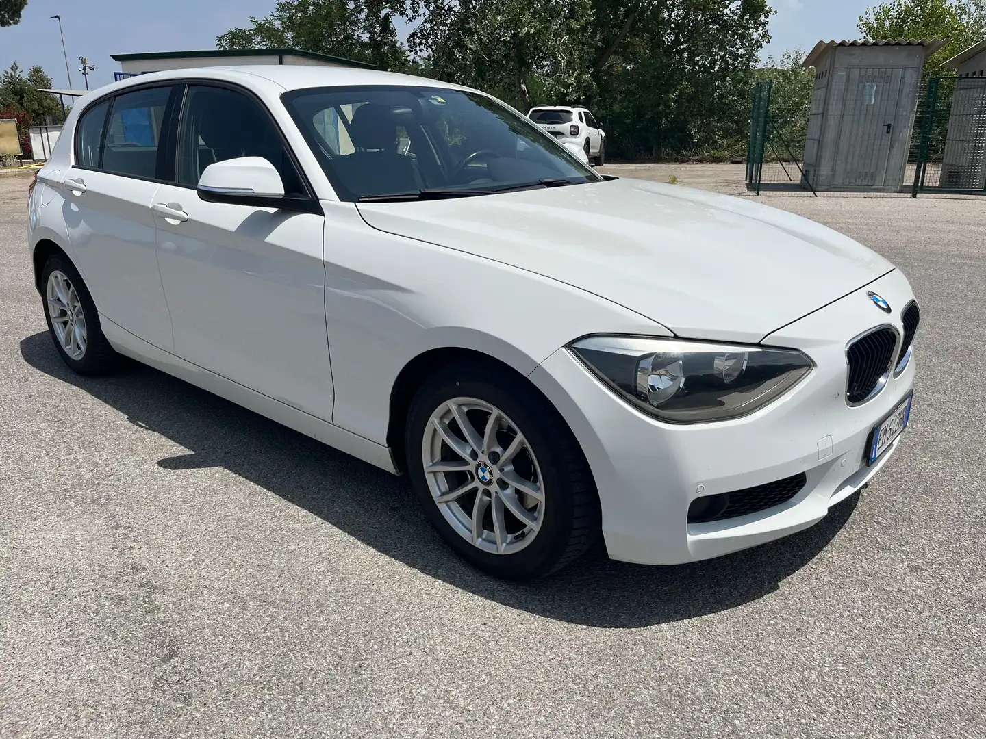 BMW 116 116d 5p eff.dynamics Urban Blanco - 1