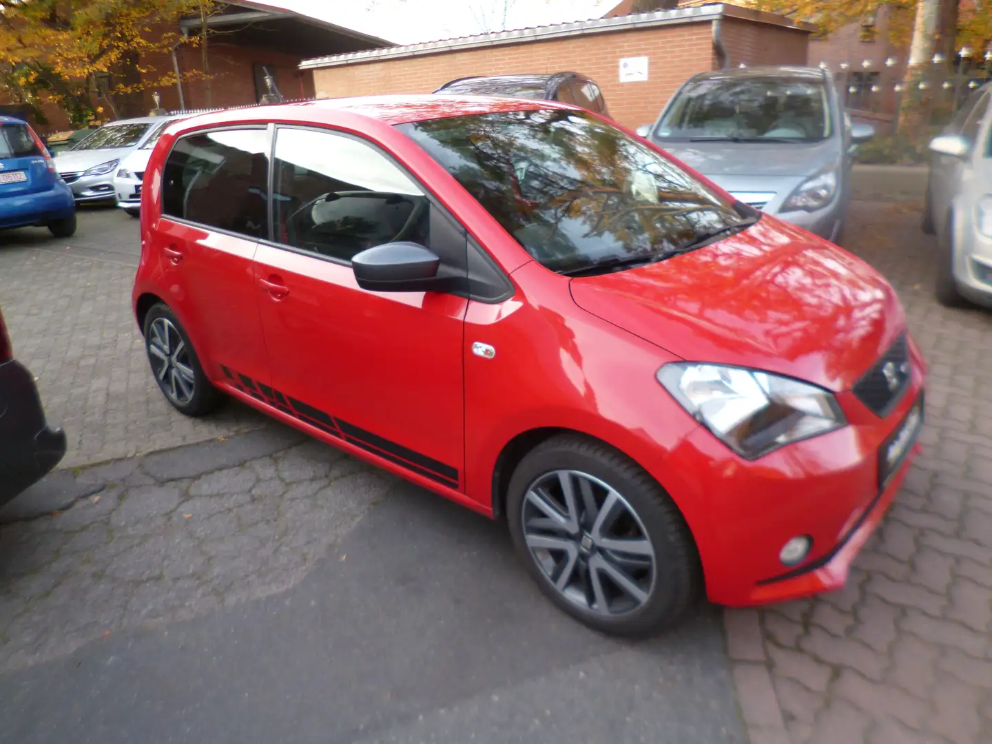 SEAT Mii Mii 5-Türer 1.0 FR-Line SHZ,PDC, Allwetterber. Rouge - 2