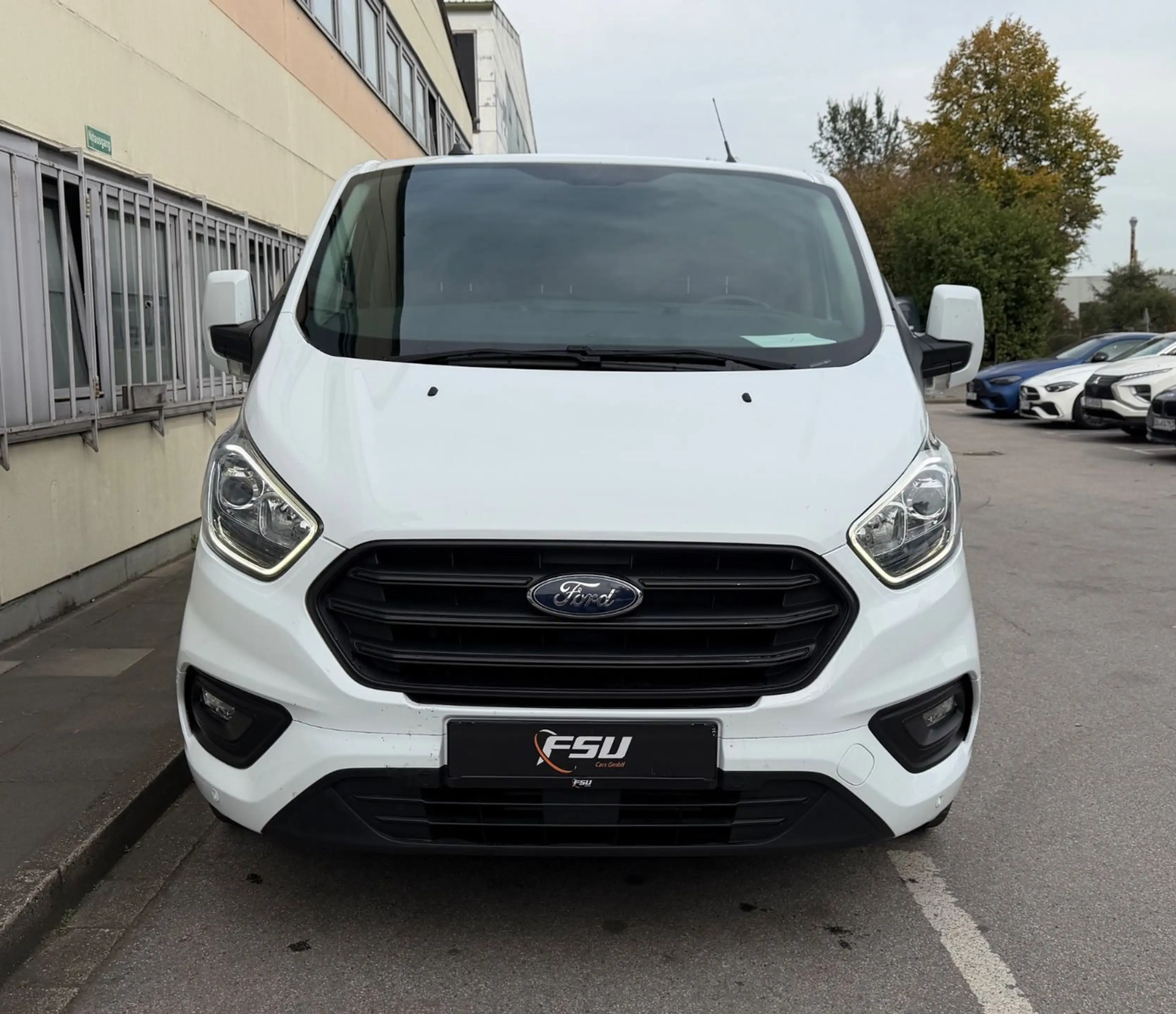Ford Transit Custom 300 L2H1 Trend*LED*PDC*RFK*DAB+* — photo 6