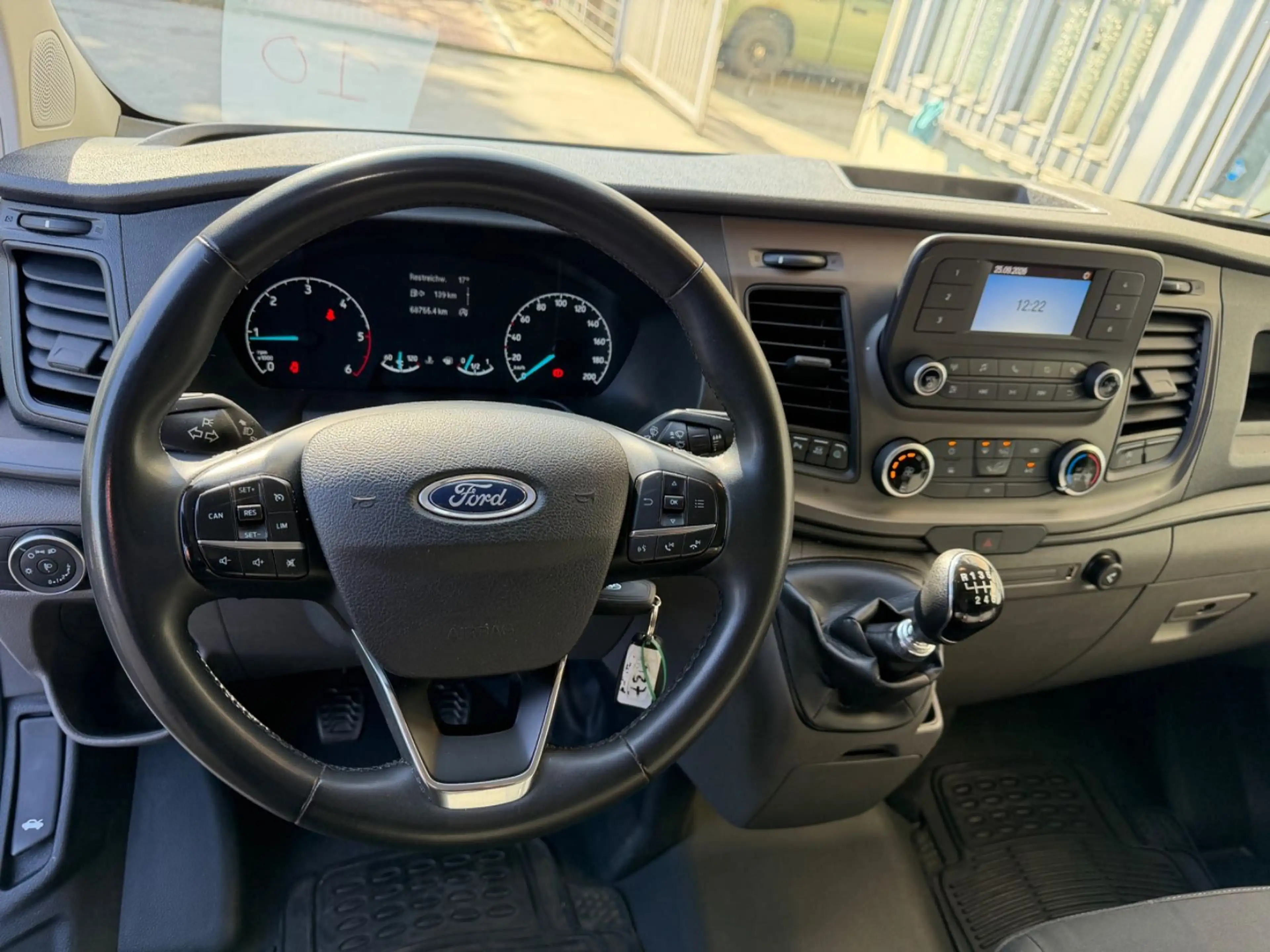 Ford Transit Custom 300 L2H1 Trend*LED*PDC*RFK*DAB+* — photo 13