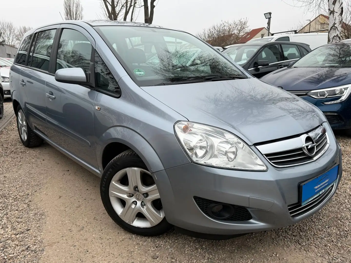 Opel Zafira B Edition*1.HD*51.TKM*Temp*Navi*TÜV NEU Argent - 1