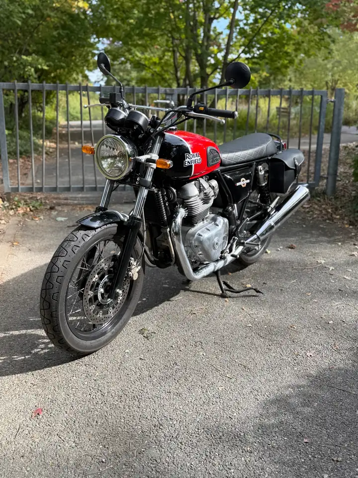 Royal Enfield Interceptor