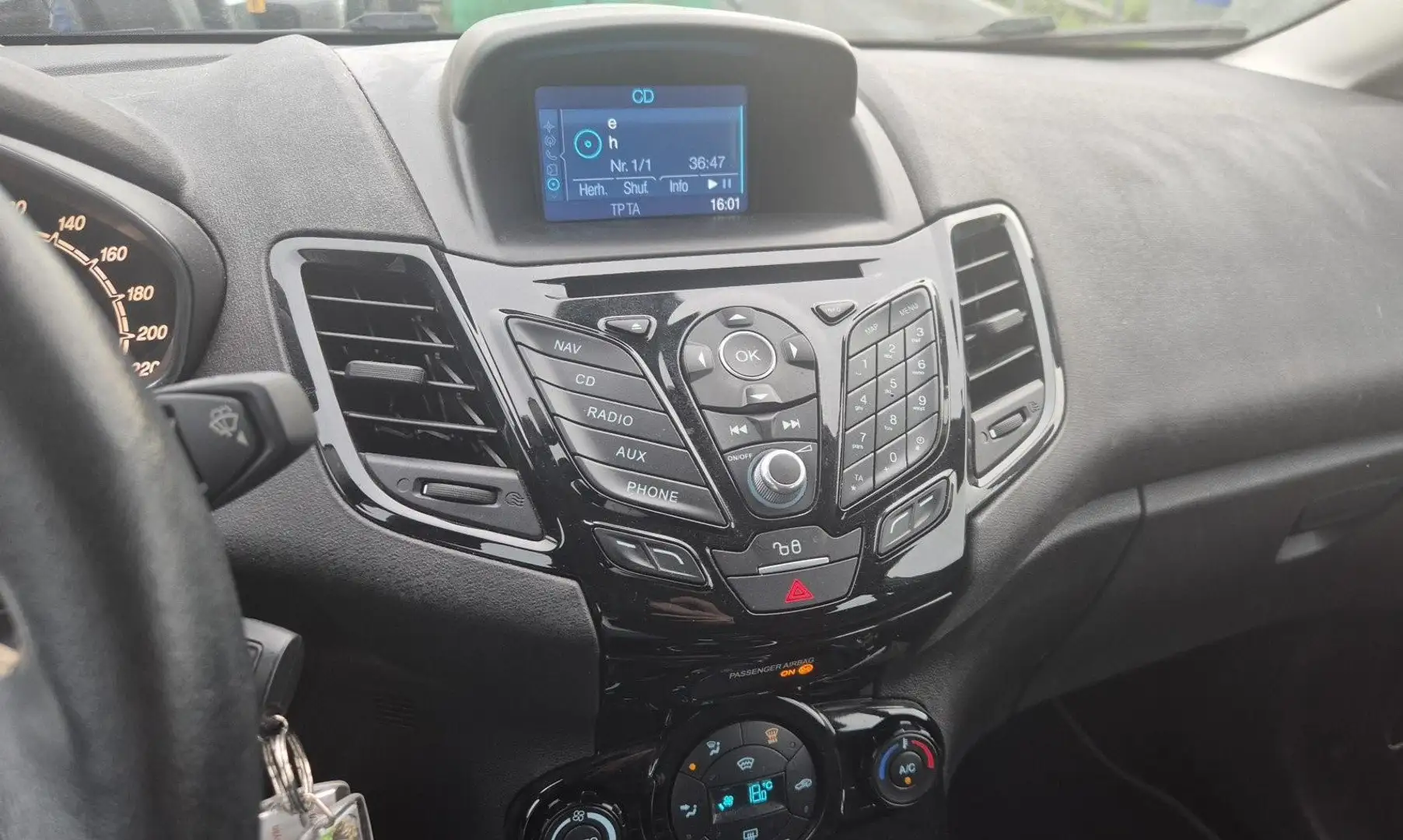 Ford Fiesta 1.0 EcoBoost 5 deurs Titanium | VAN 1e EIGENAAR | Noir - 2