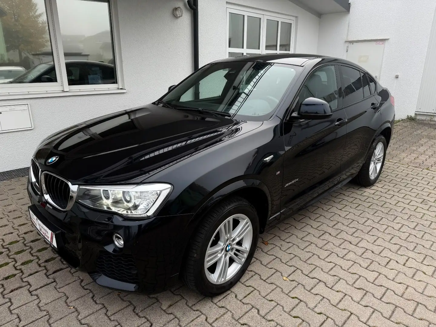 BMW X4 xDrive20d M Sport Leder HUD Kamera HiFi Schwarz - 2