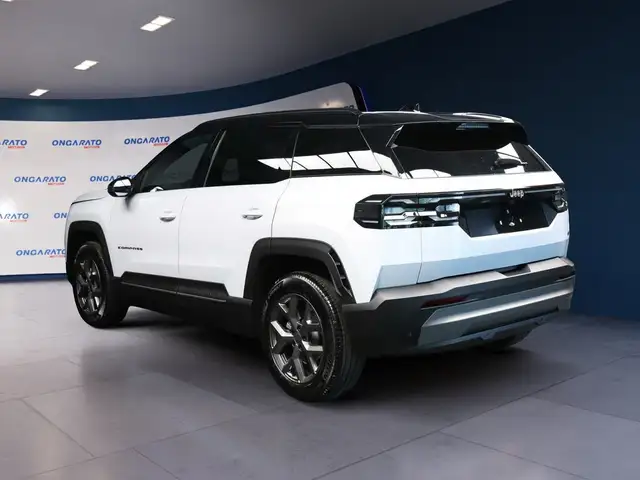 Jeep Compass view 4