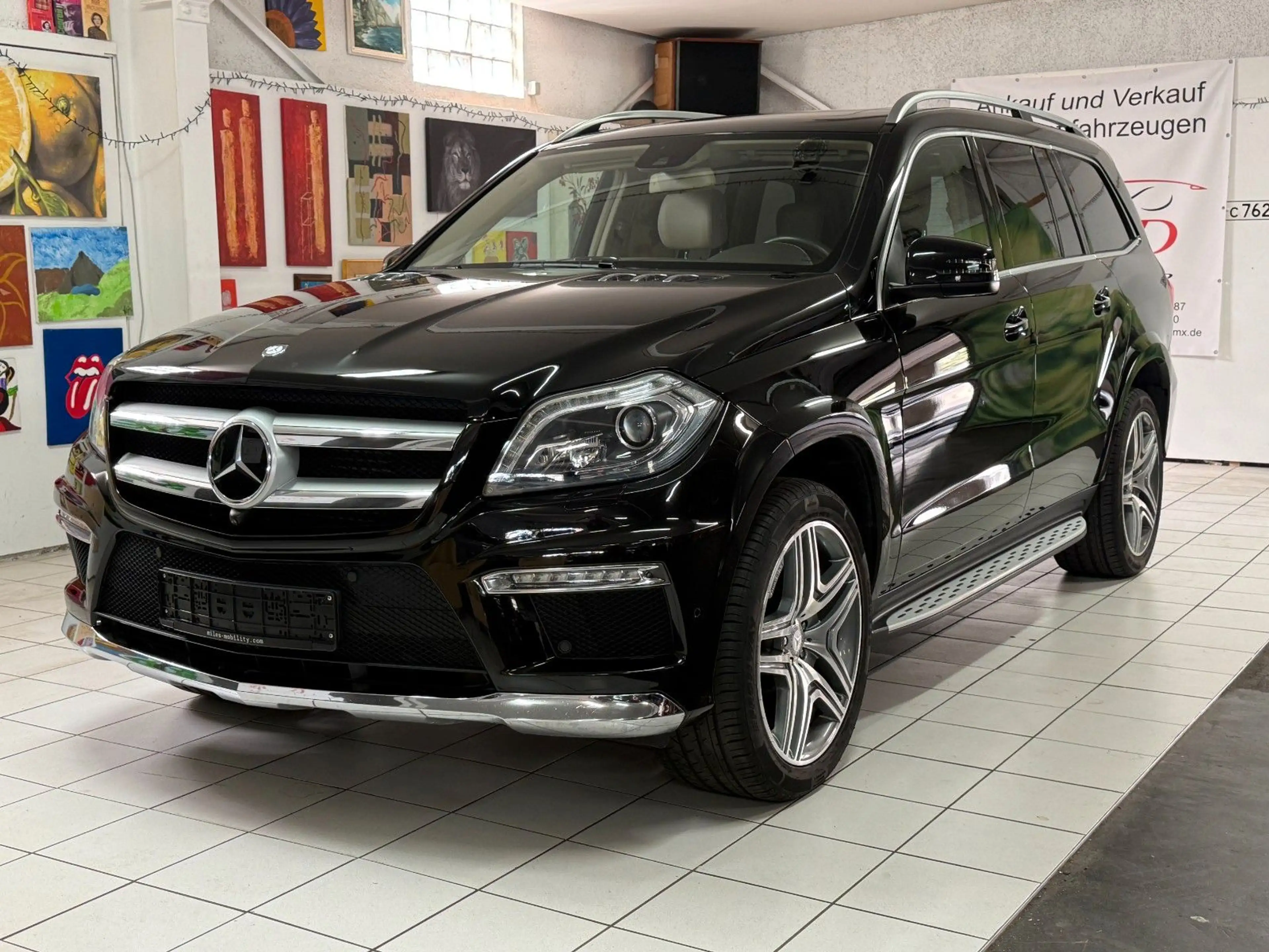 Mercedes-Benz GL 350 BlueTec 4Matic AMG 1 Hand 7 sitzer Xenon — photo 3