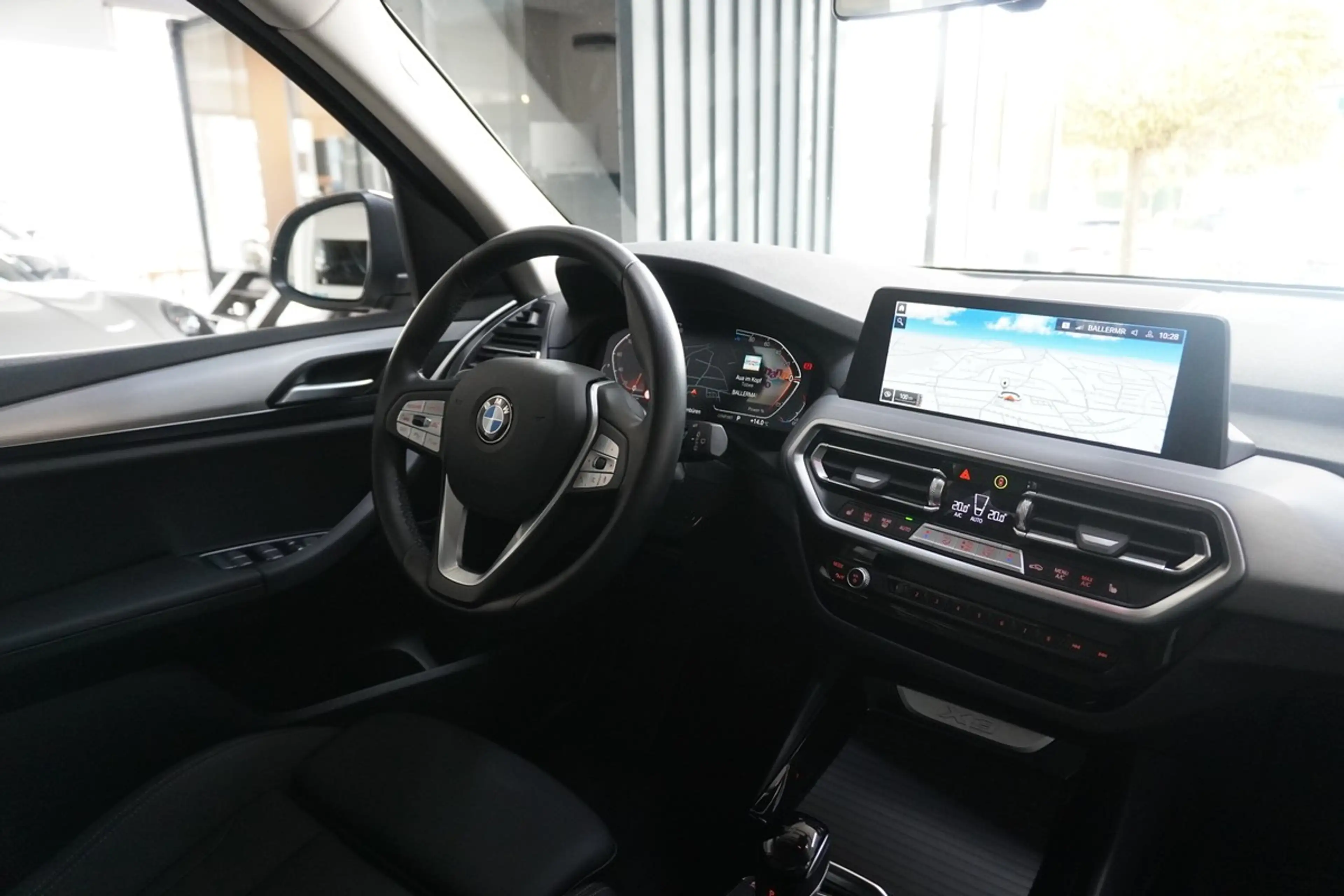 BMW X3 xDrive 20d Mild-Hybrid LED R.Cam AHK — photo 18