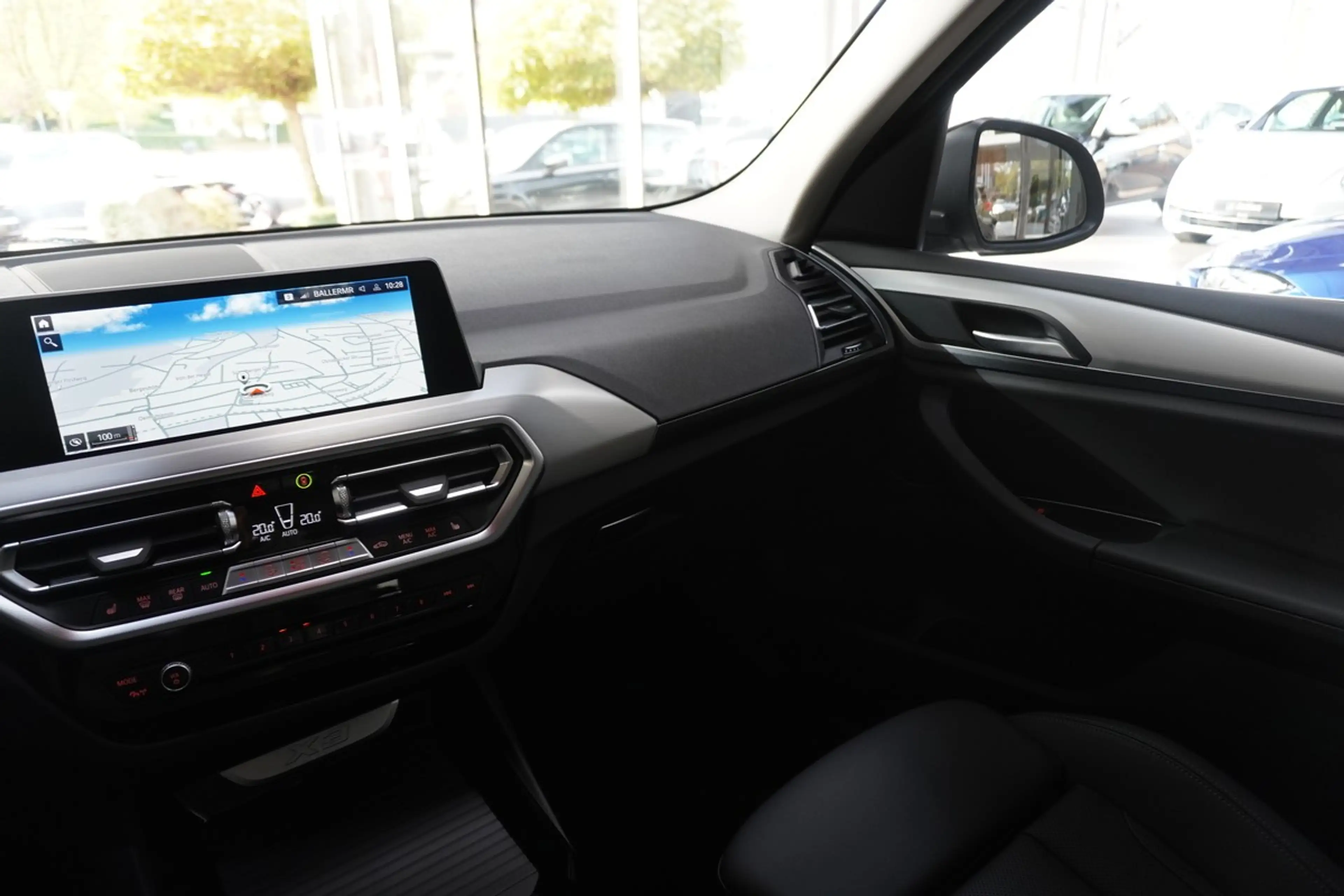 BMW X3 xDrive 20d Mild-Hybrid LED R.Cam AHK — photo 19