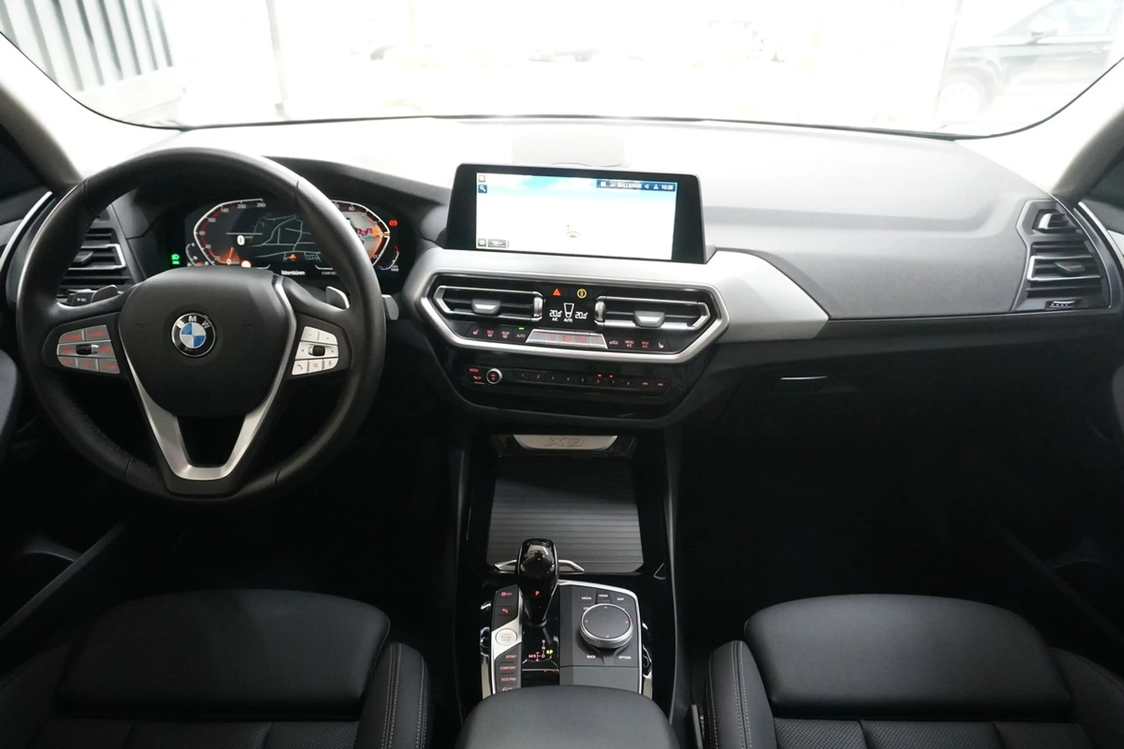 BMW X3 xDrive 20d Mild-Hybrid LED R.Cam AHK — photo 33
