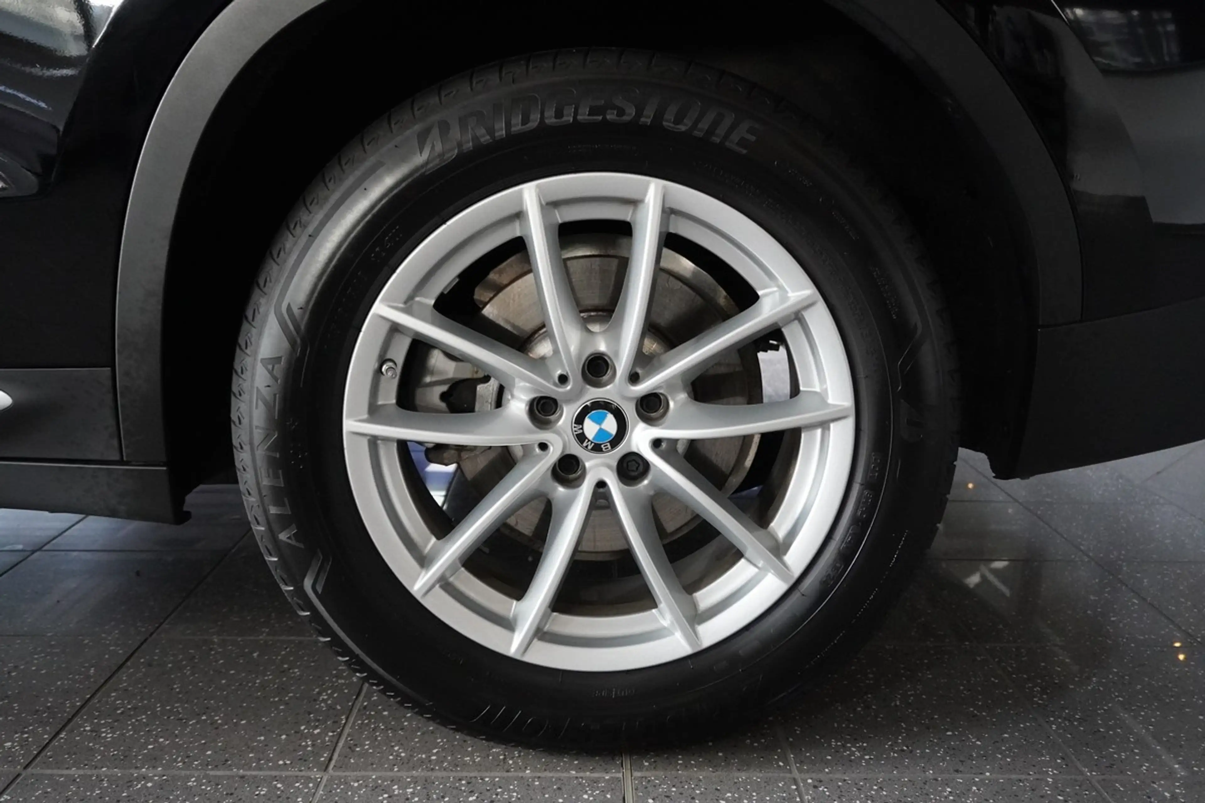 BMW X3 xDrive 20d Mild-Hybrid LED R.Cam AHK — photo 36