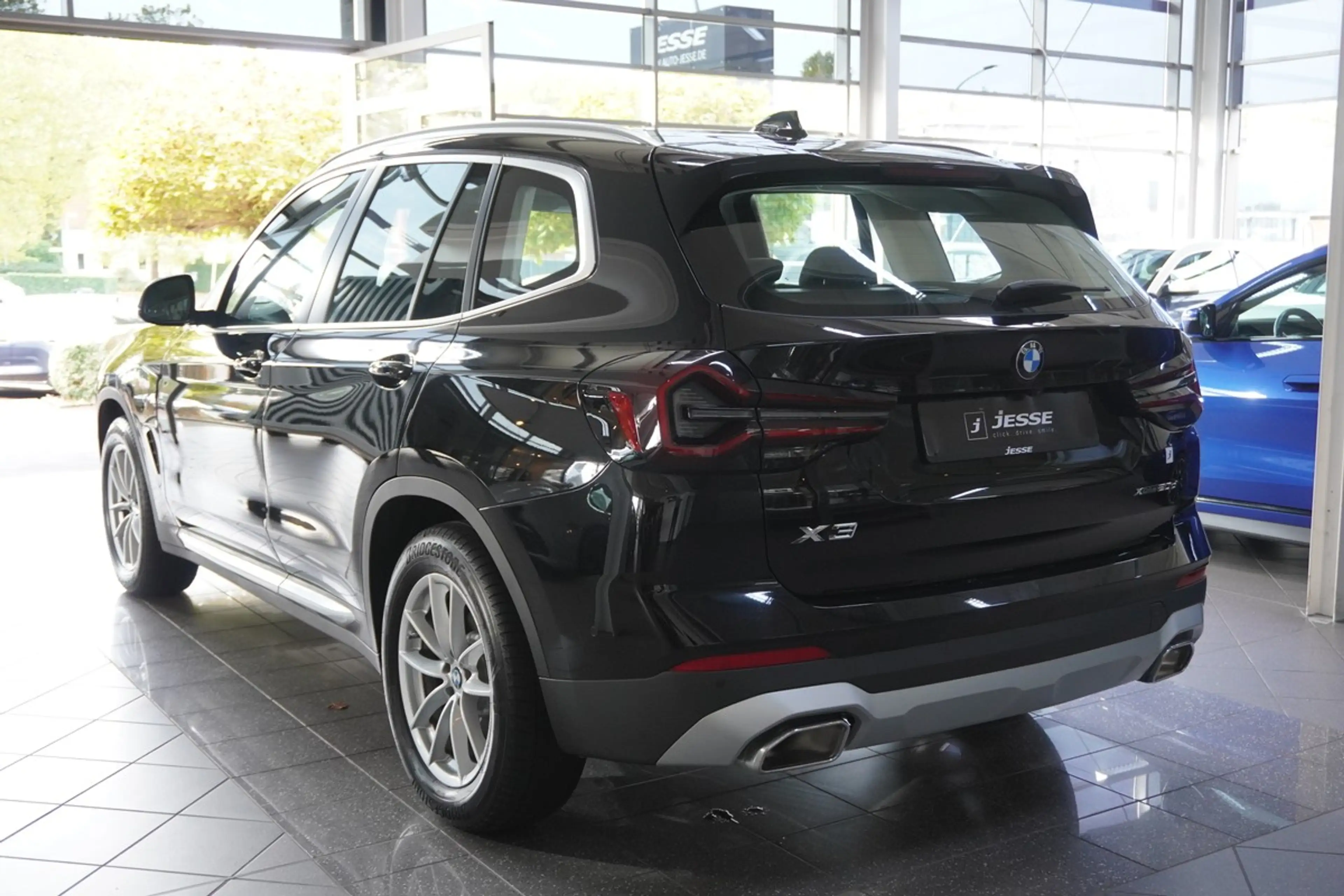 BMW X3 xDrive 20d Mild-Hybrid LED R.Cam AHK — photo 8