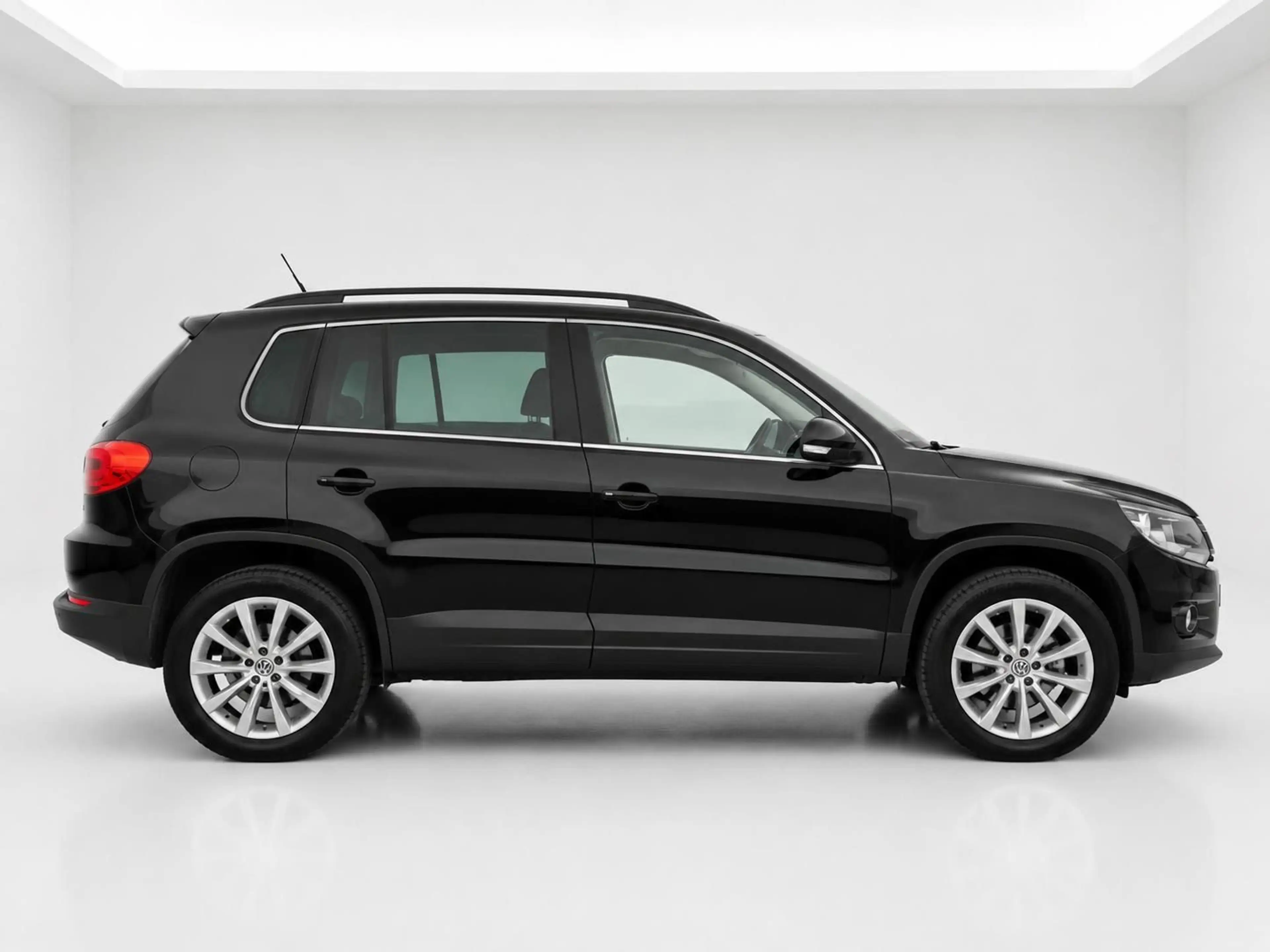Volkswagen Tiguan 1.4 TSI 4Motion *LEDER*AHK*KAMERA*MMEDIA* — photo 4