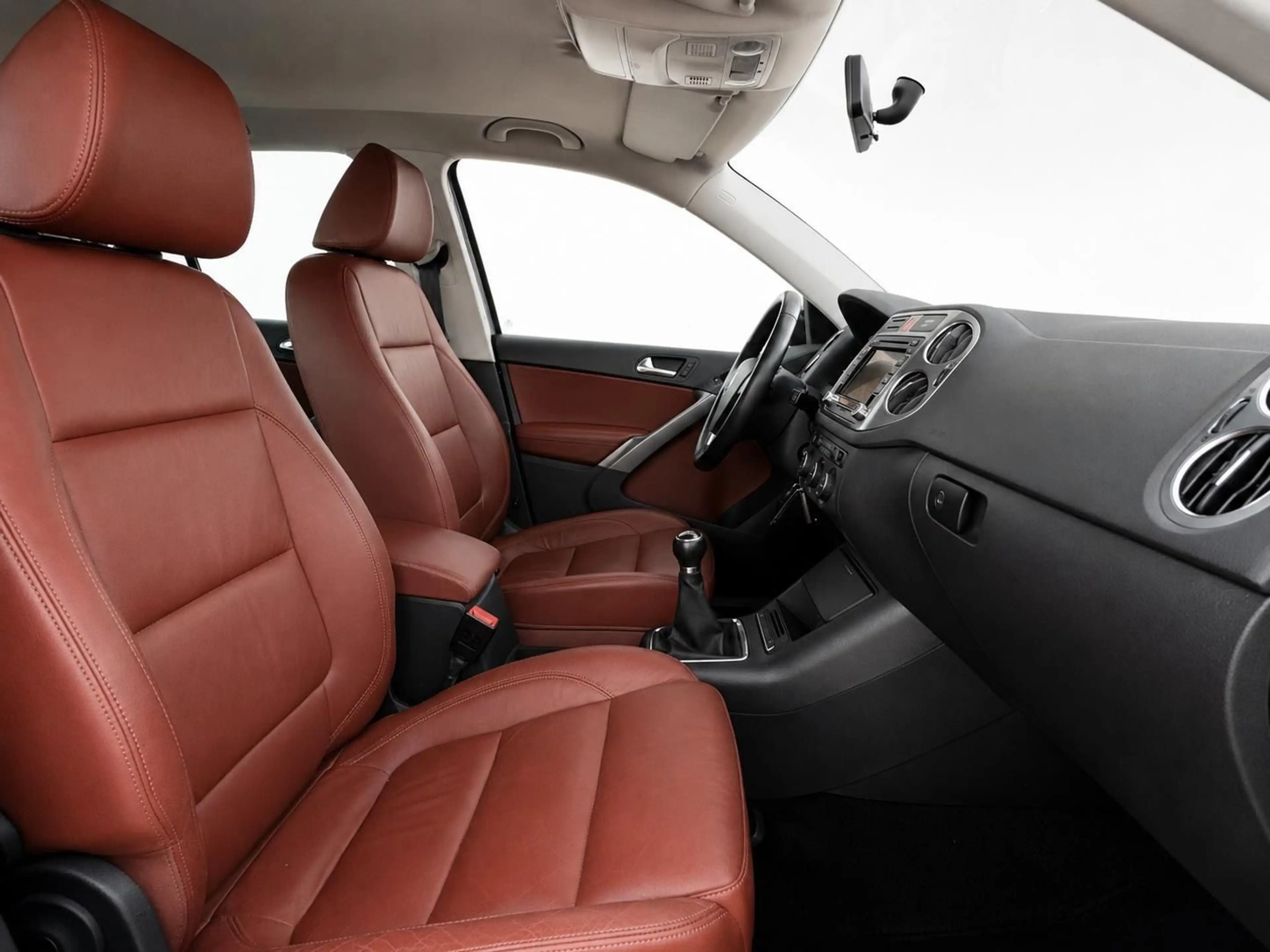 Volkswagen Tiguan 1.4 TSI 4Motion *LEDER*AHK*KAMERA*MMEDIA* — photo 6