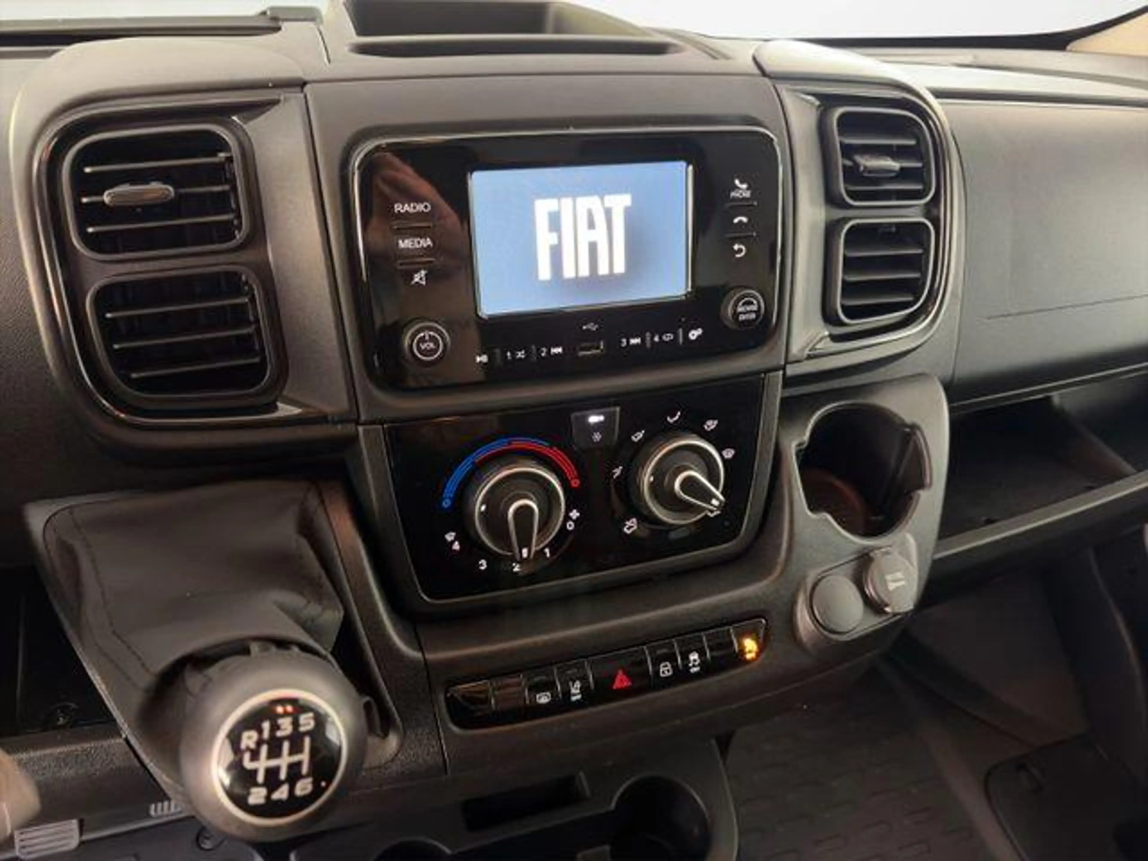 Fiat Ducato L2H1 MY26 30 120PS/RFK/KLIMA/RADIO/ 88 kW (120 ... — photo 12