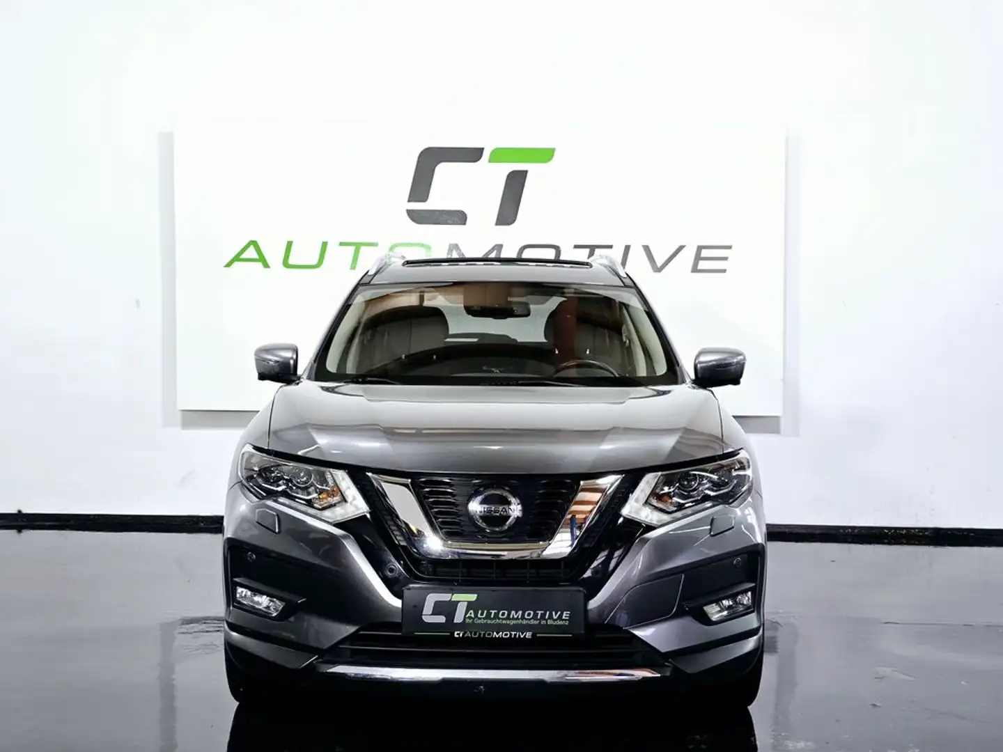 Nissan X-Trail 1,7dCi Visia  Aut. *7Sitzer*43.000KM Grijs - 2
