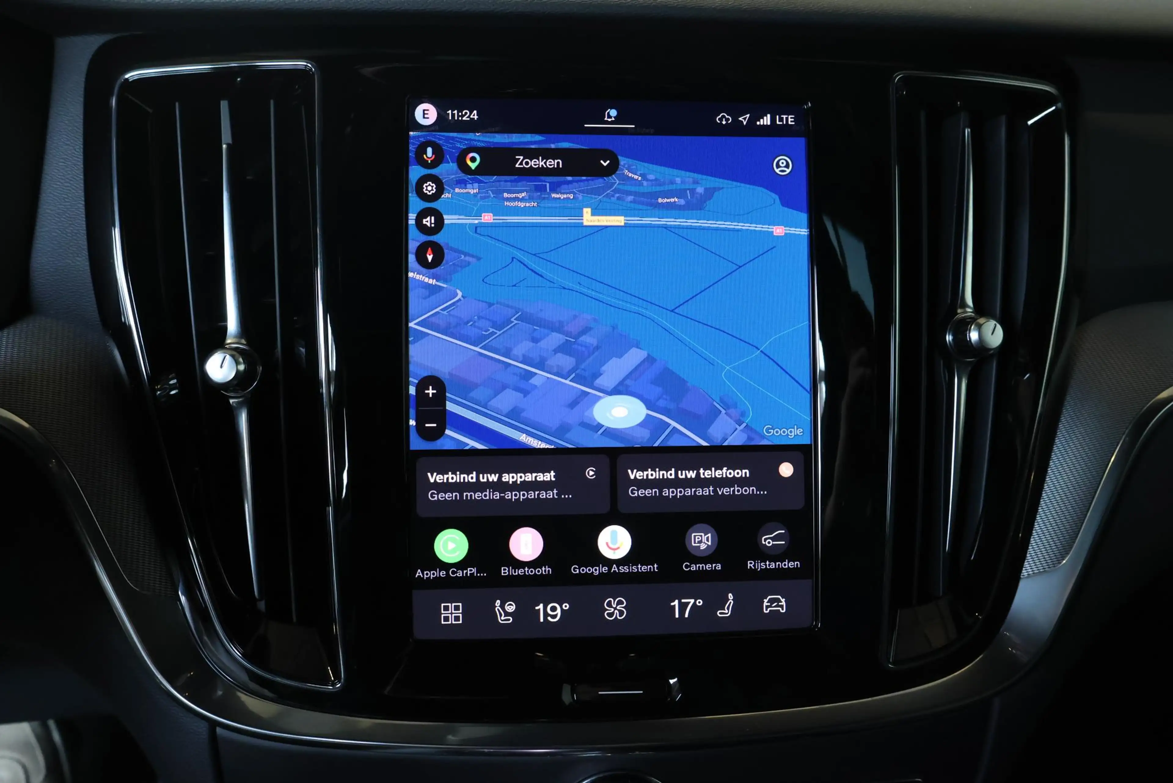 Volvo V60 T8 Plug-in hybrid AWD Plus Dark | Trekhaak | Panor — photo 14