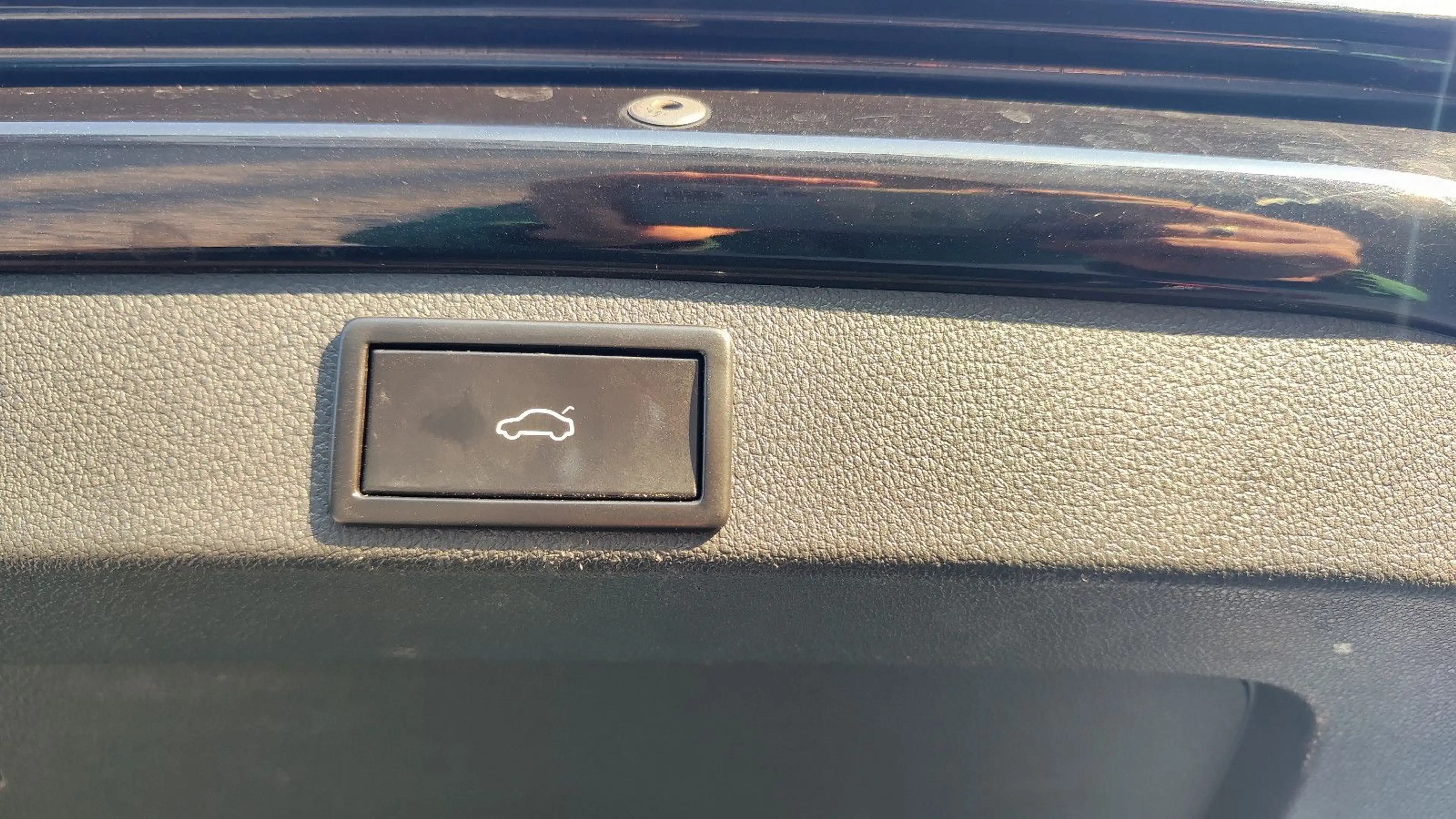 Skoda Octavia Combi RS 2.0 TDI Xenon*Navi*19Zoll*1Hand — photo 36