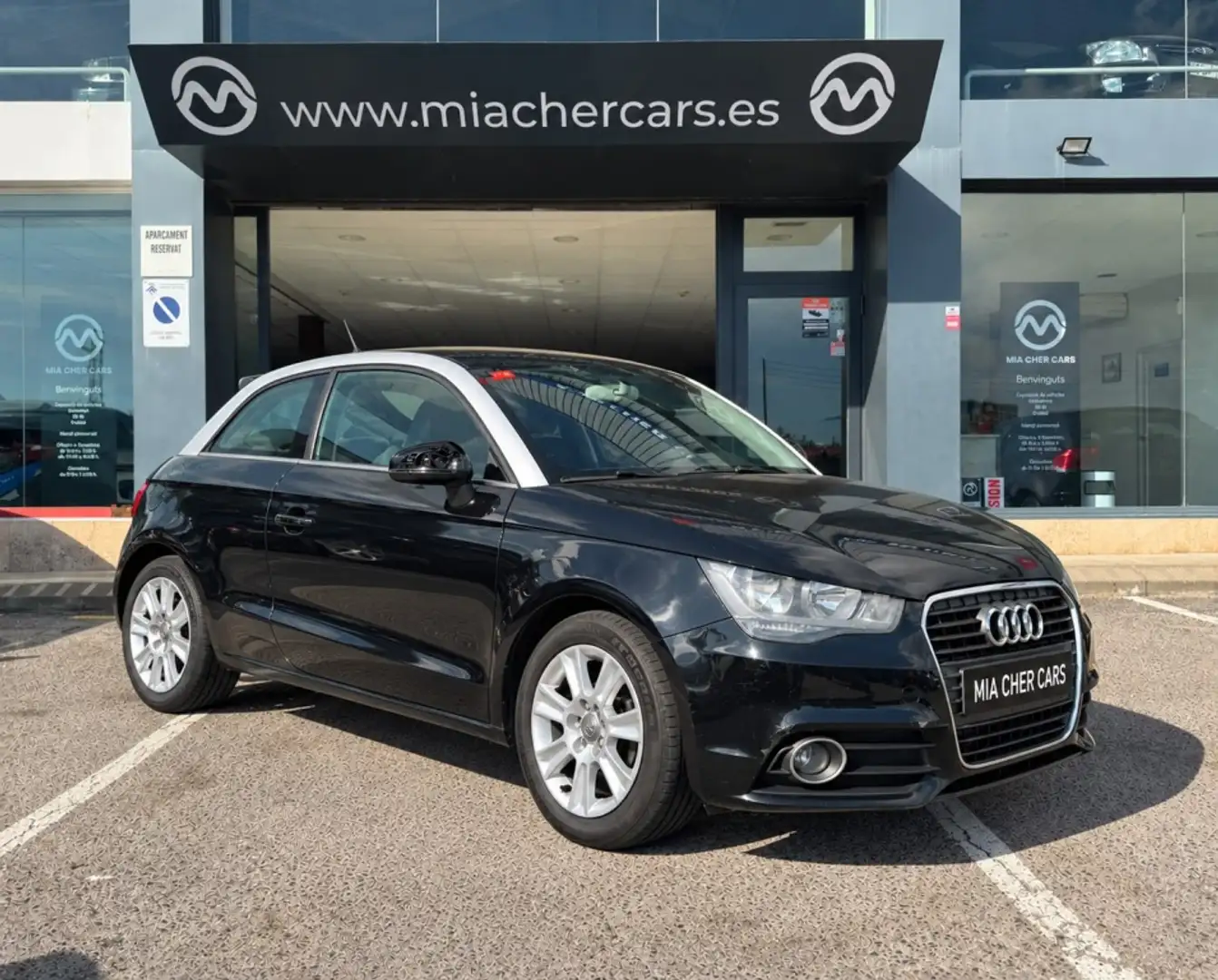 Audi A1 1.6TDI Ambition 90 Negro - 1