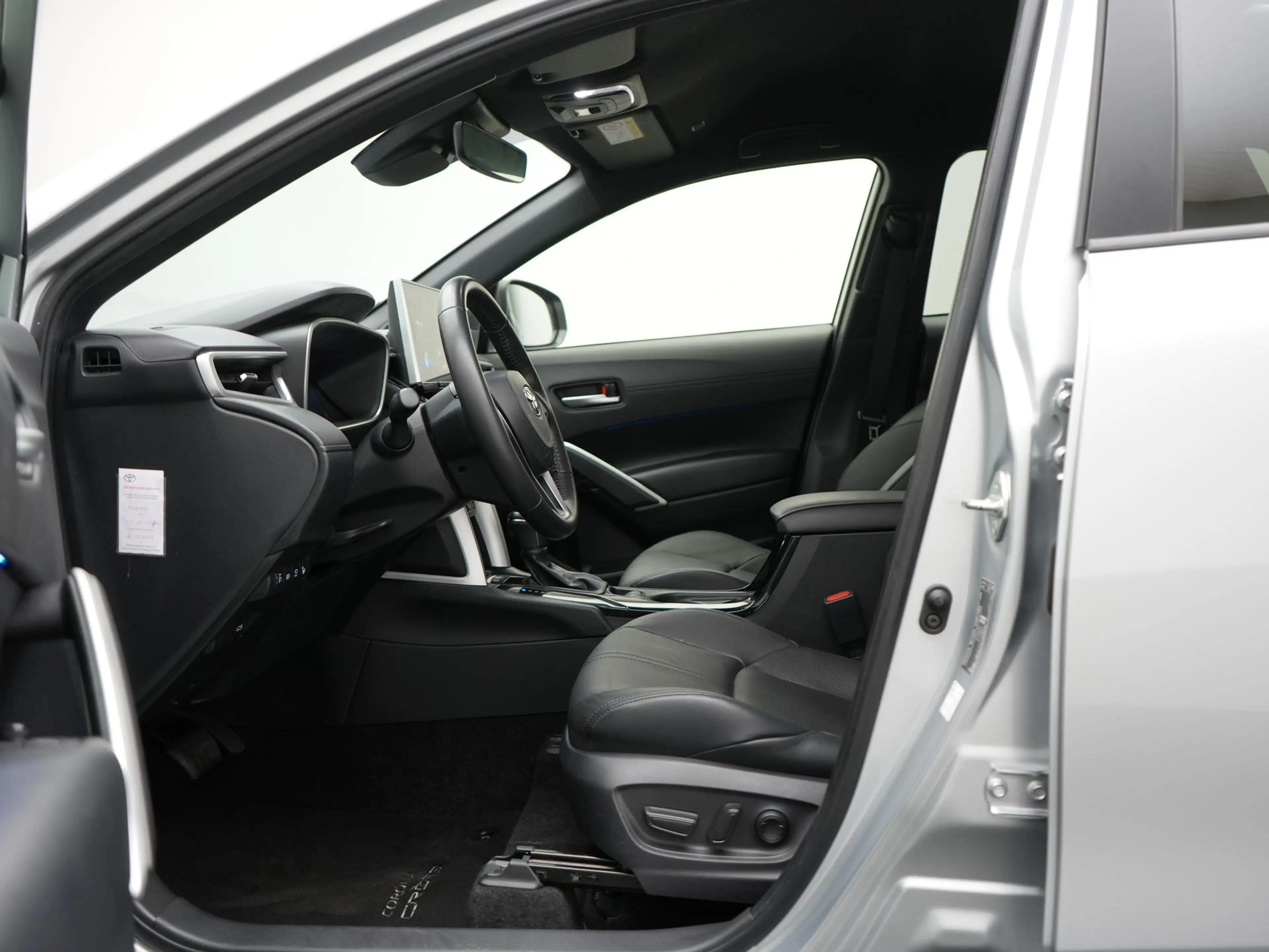 Toyota Corolla Cross 2.0 High Power Hybrid Launch Edition | NL-Auto | 3 — photo 7