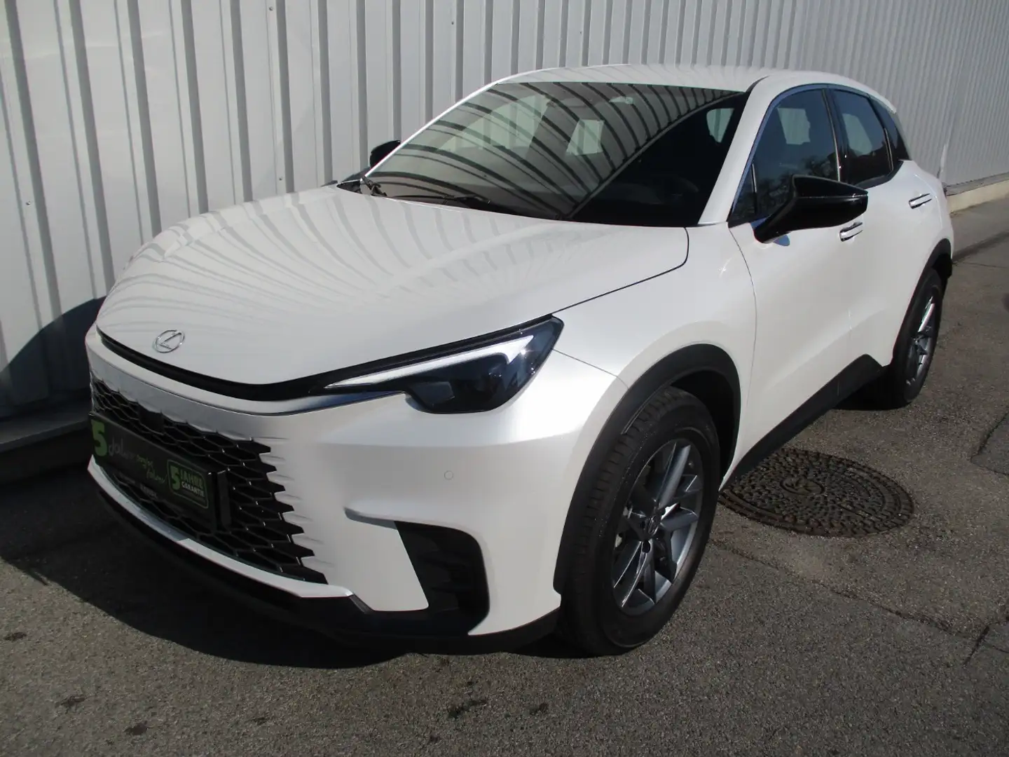 Lexus LBX 1.5 HEV 1.4kWh Aut. Komfort Paket Weiß - 2