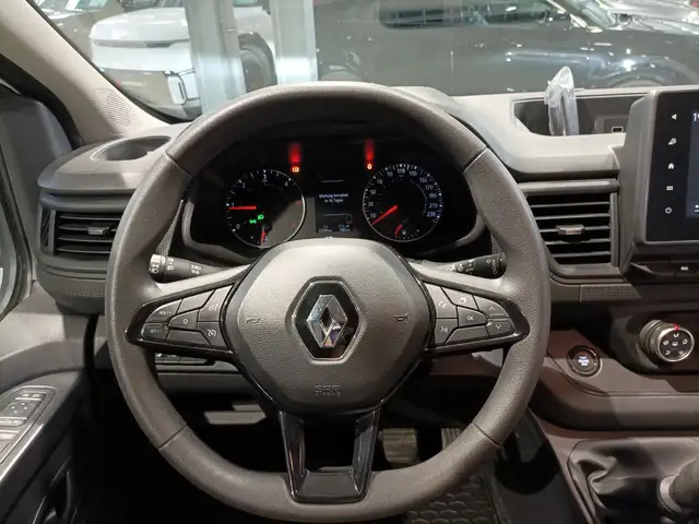 Renault Trafic view 10