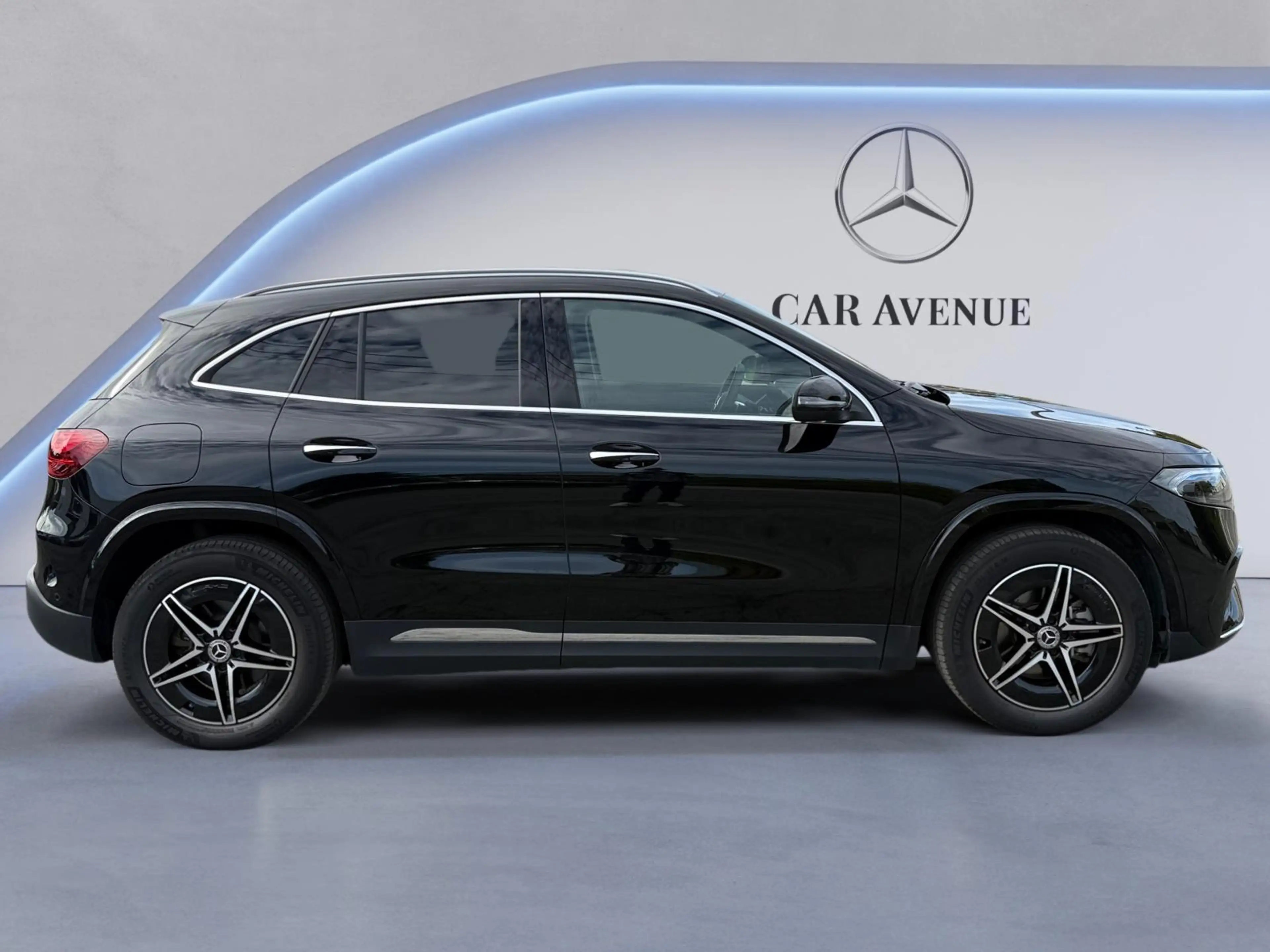 Mercedes-Benz EQA 250 250+ AMG Line — photo 7