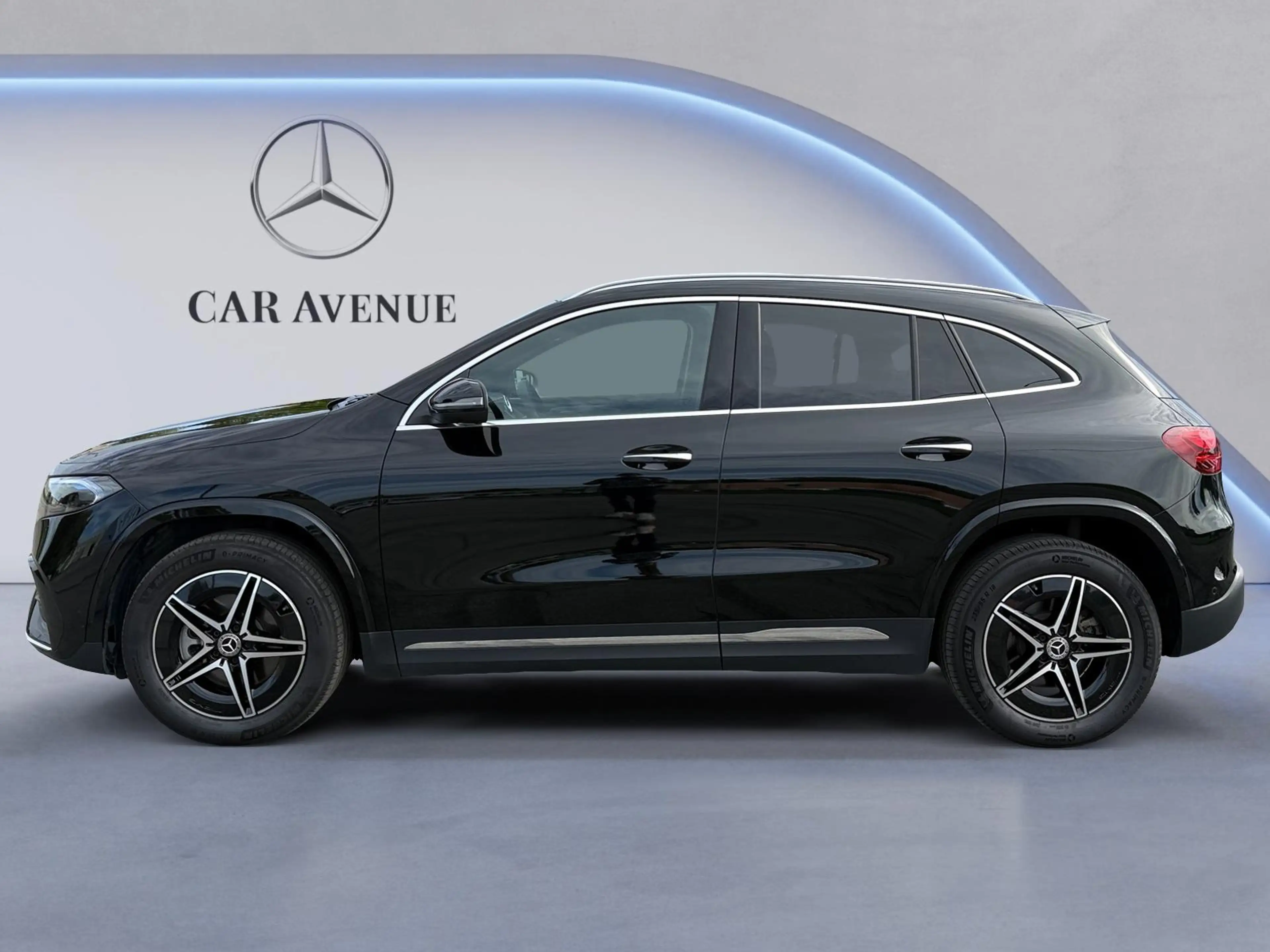 Mercedes-Benz EQA 250 250+ AMG Line — photo 2