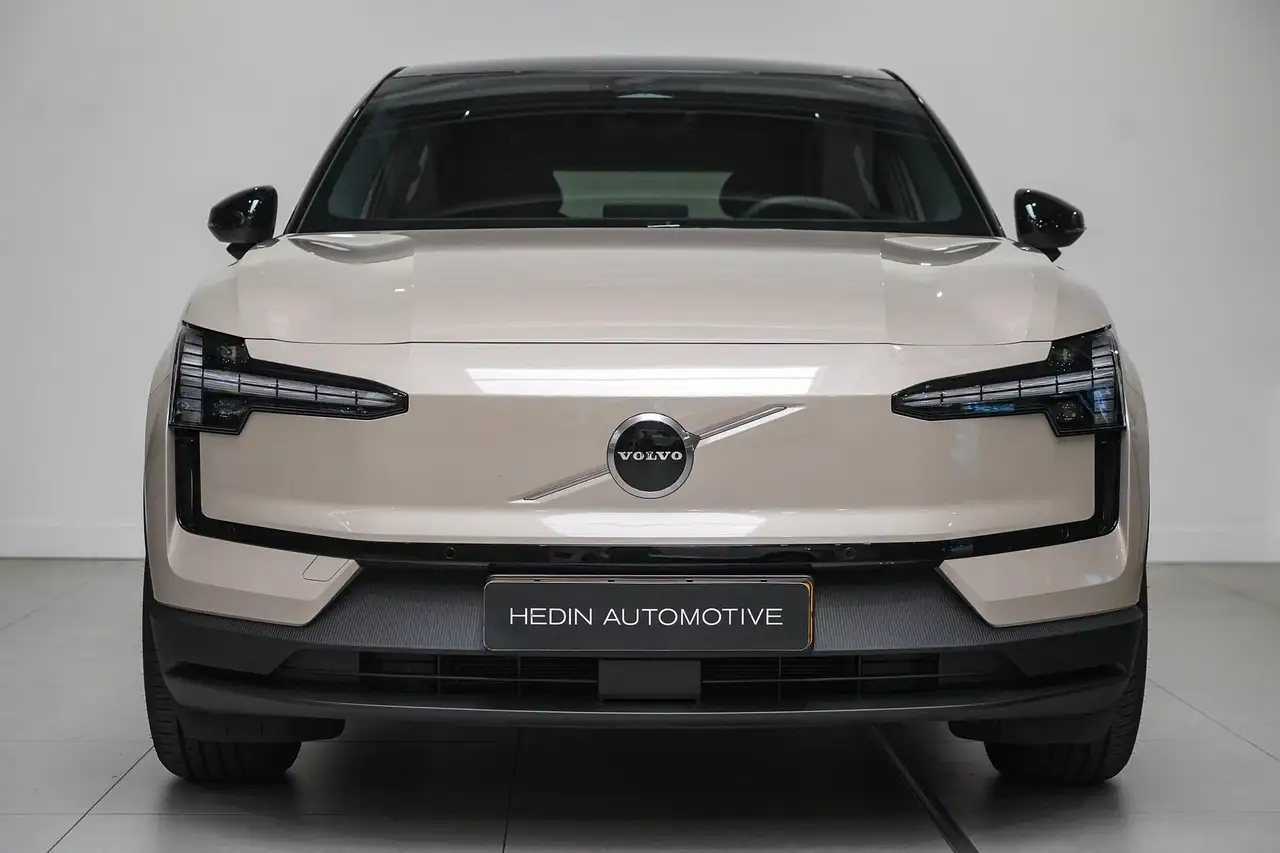 Volvo EX30 2026