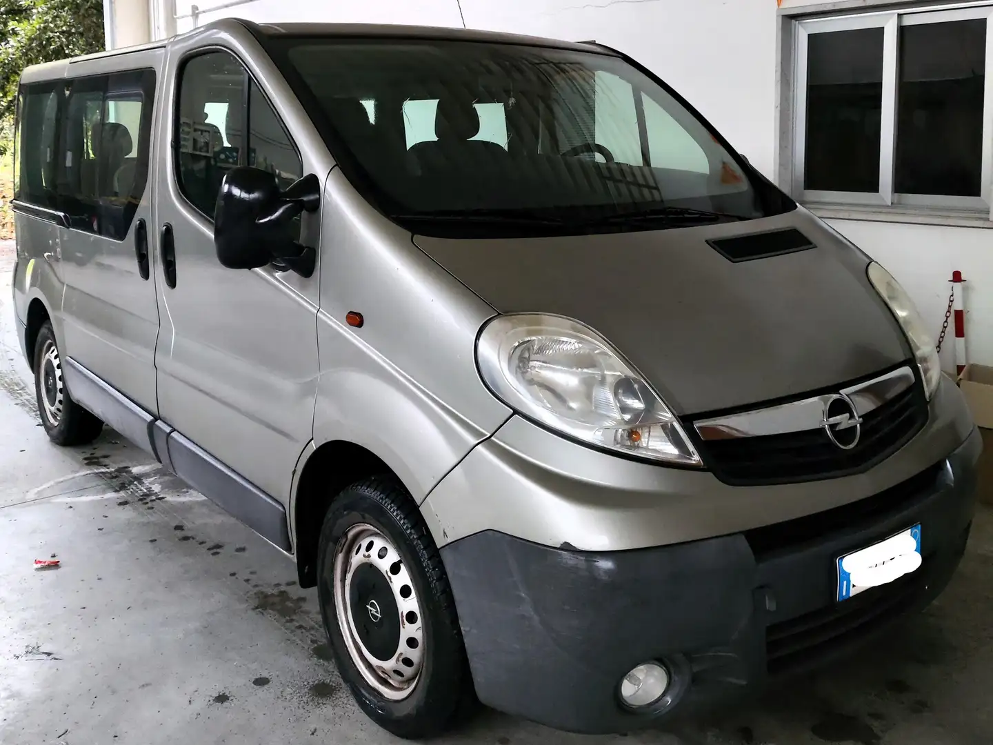 Opel Vivaro Grigio - 1