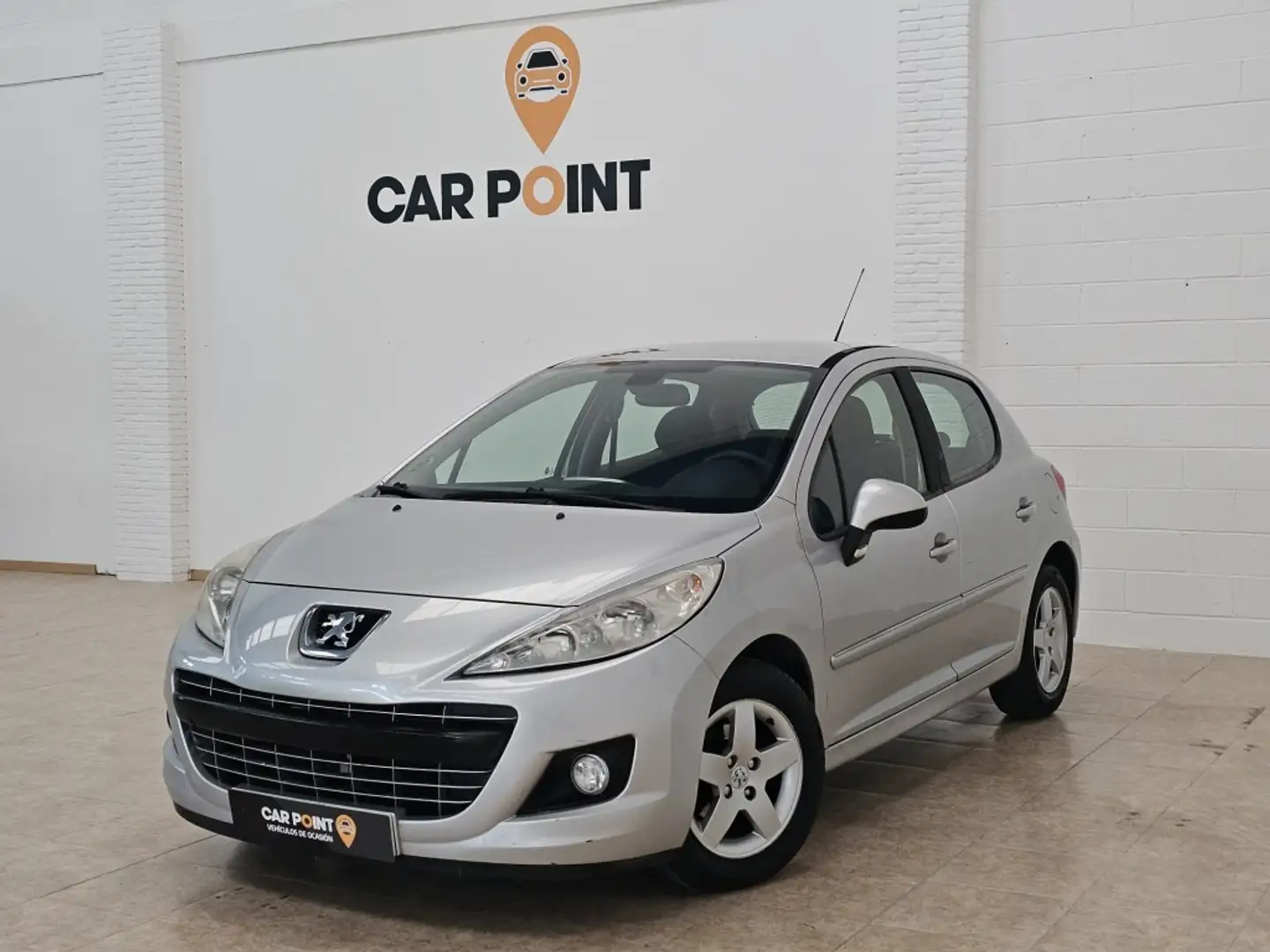 Peugeot 207 1.4HDI FAP Active Gris - 2