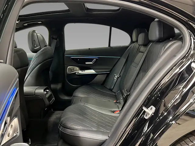 Mercedes-Benz 300 view 10