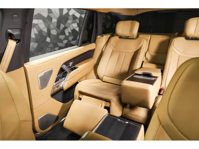 Land Rover Range Rover view 10
