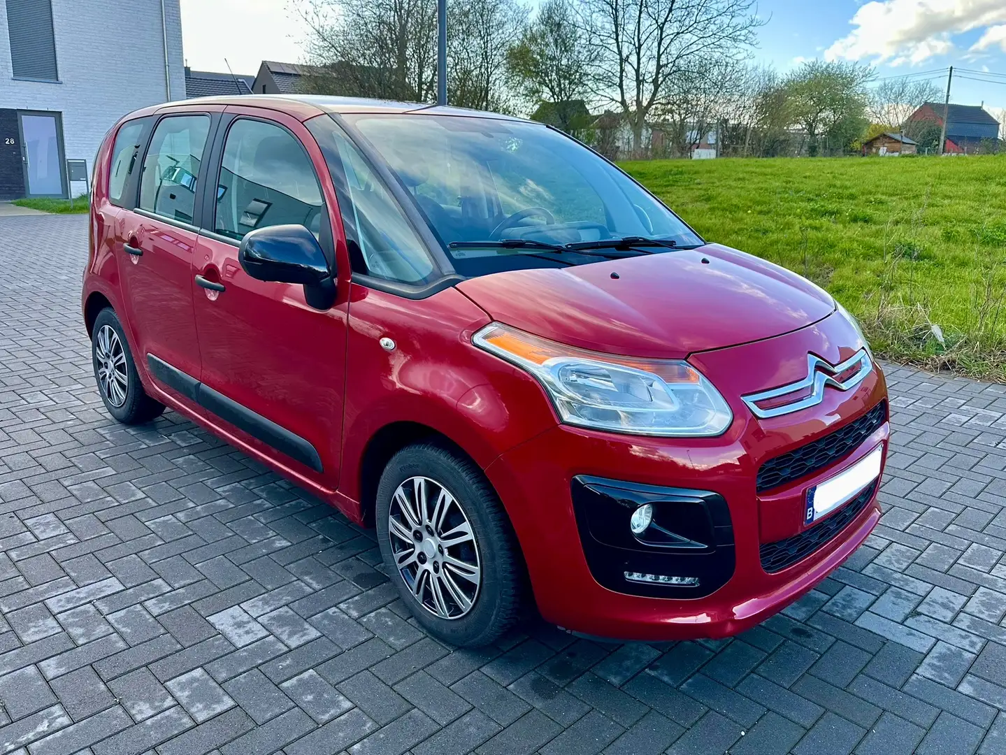 Citroen C3 Picasso 1.2 Belgium Edition — EURO 6 — 125 000 - 2016 Červená - 2